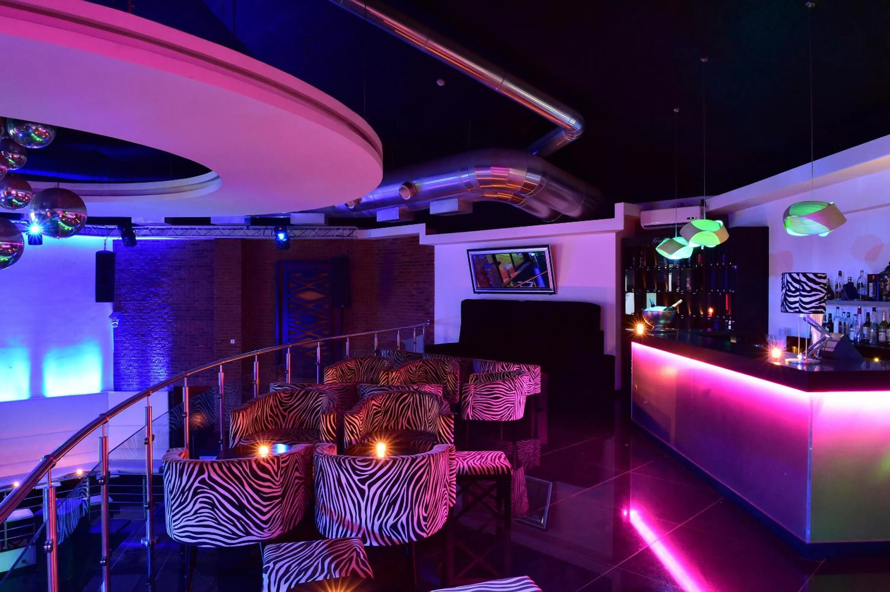 Nightclub / DJ in Pestana Sao Tome