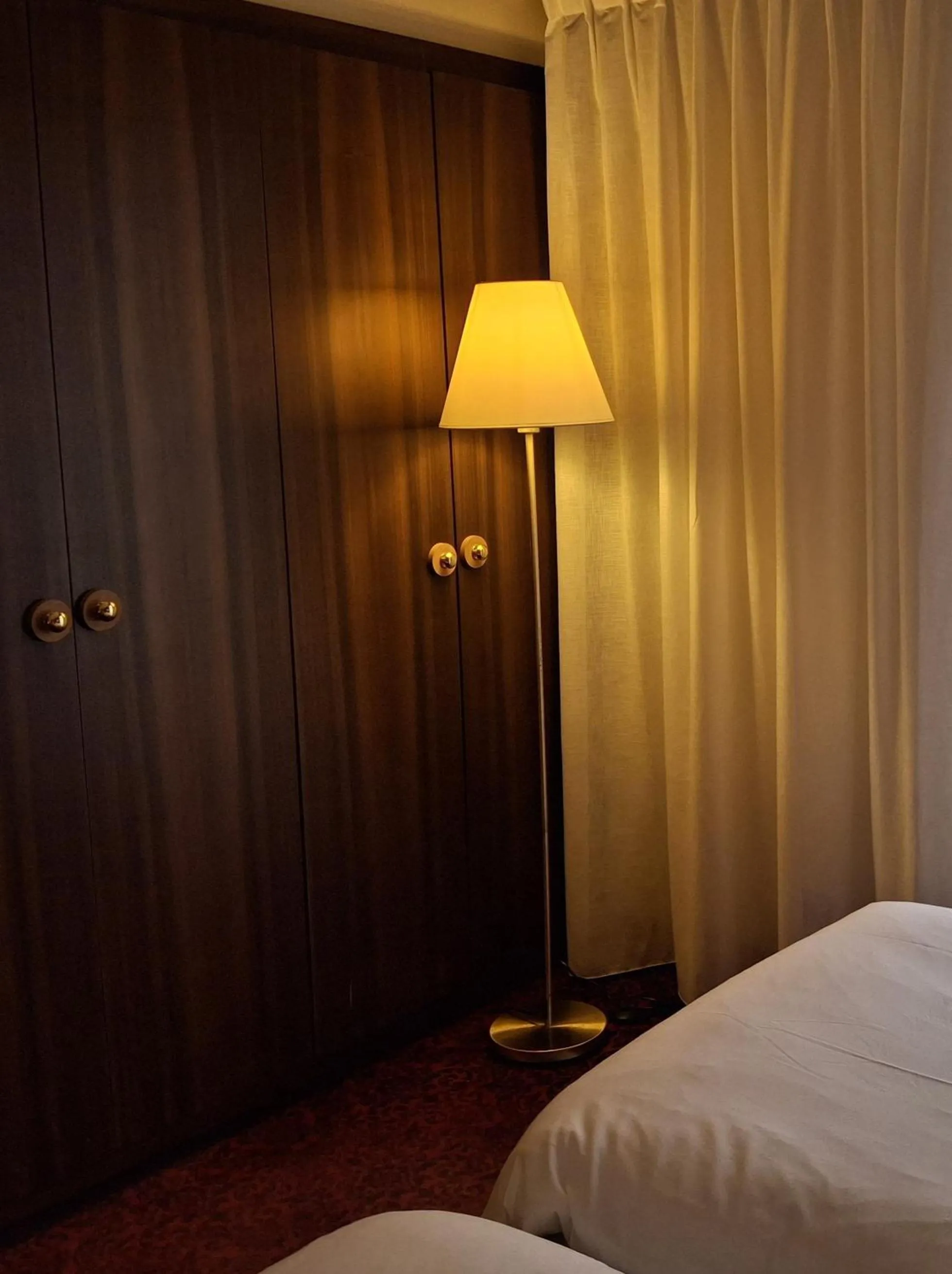 Decorative detail, Bed in Hôtel Tour Maje