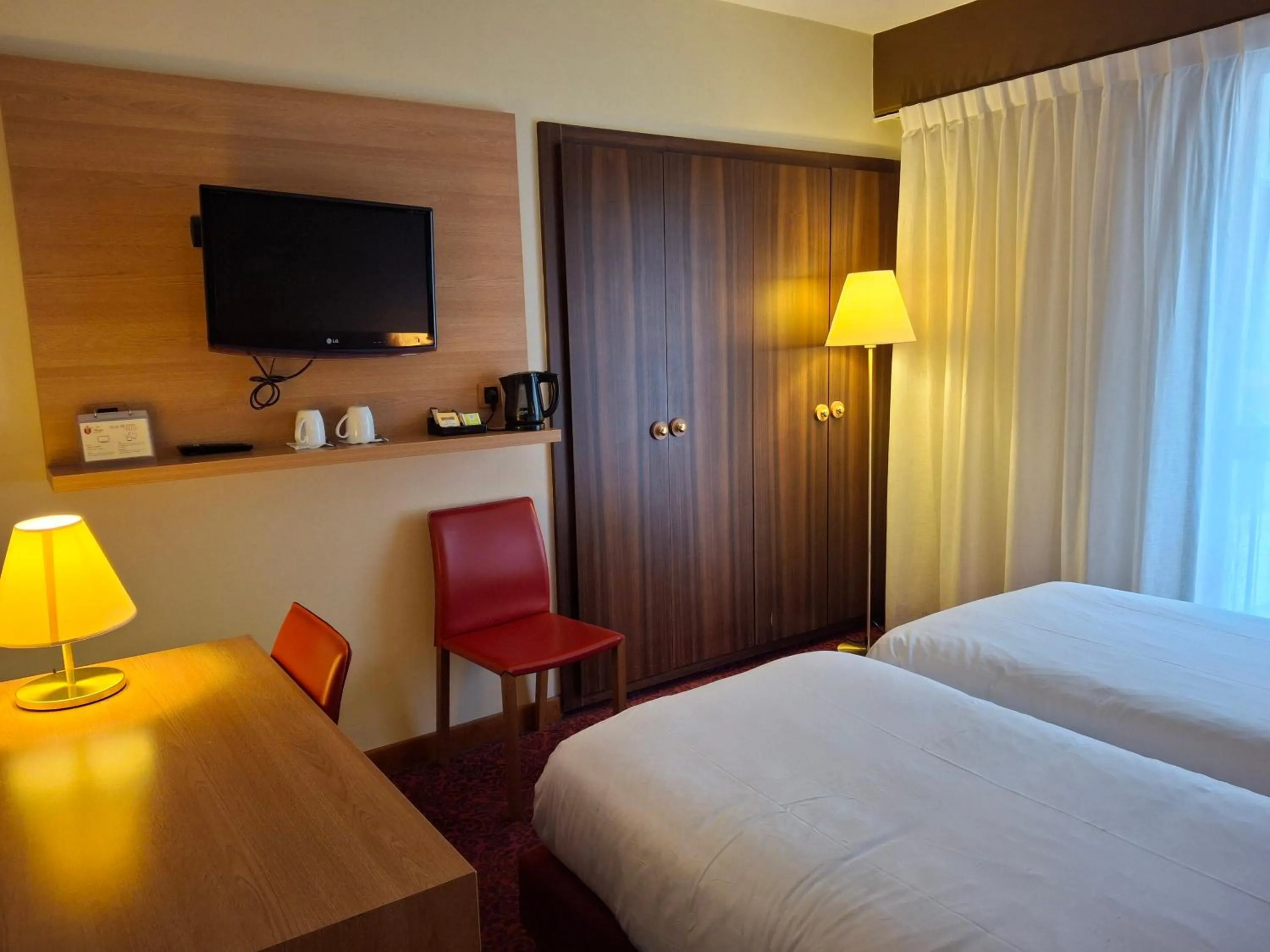 Bed in Hôtel Tour Maje