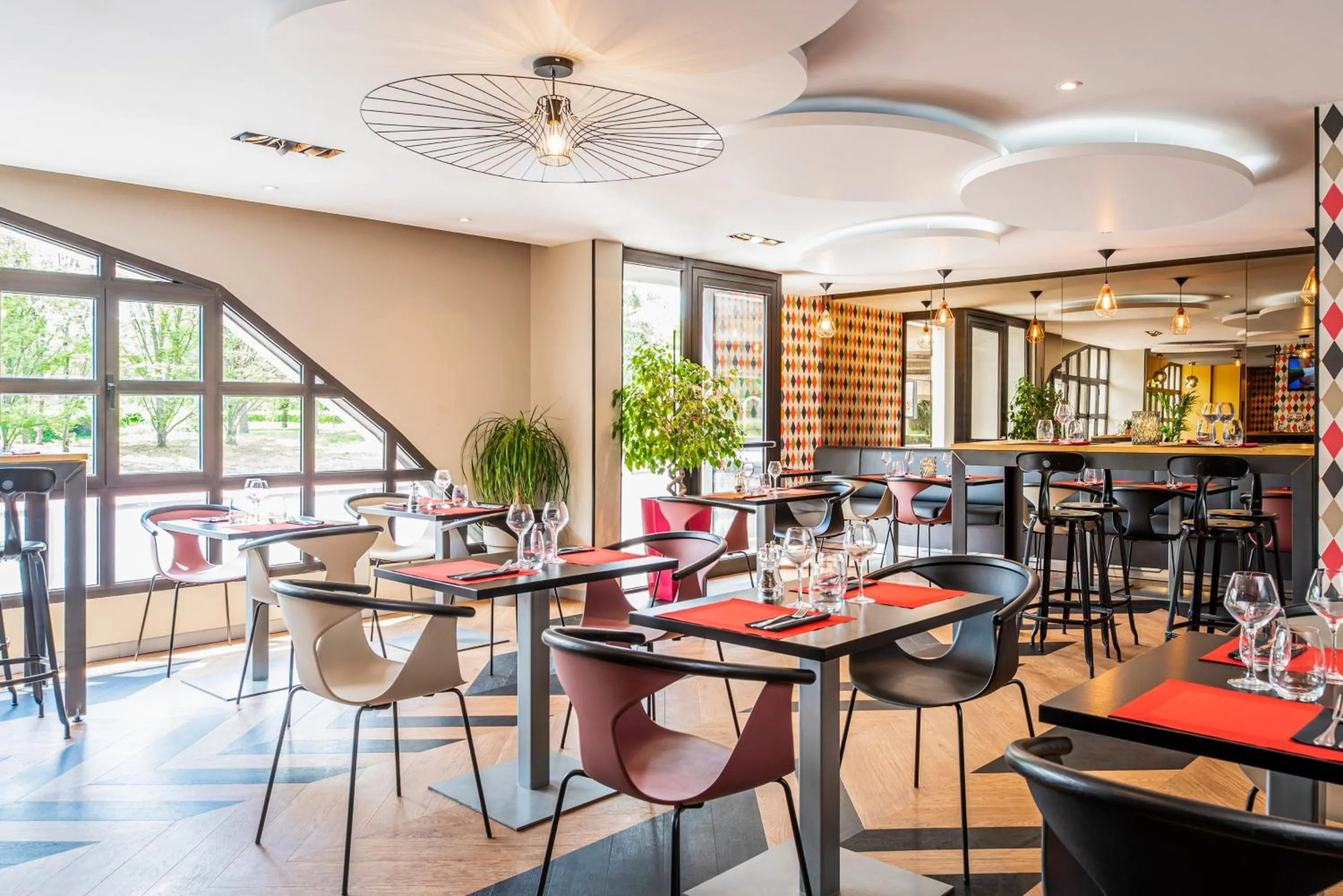 Restaurant/places to eat in Ibis Styles Reims Centre