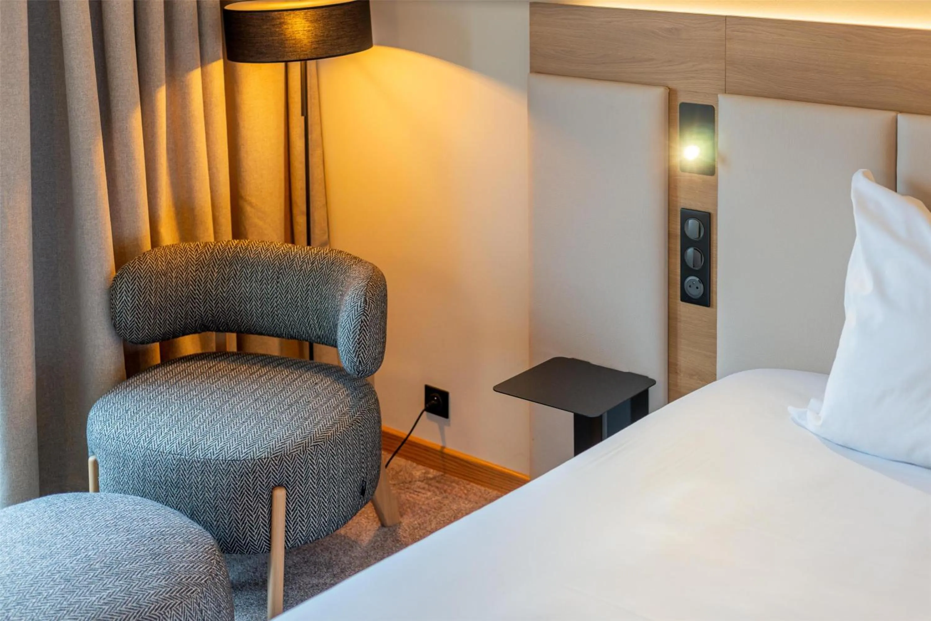 Bedroom, Bed in Hotel L'Europe Colmar, BW Signature Collection