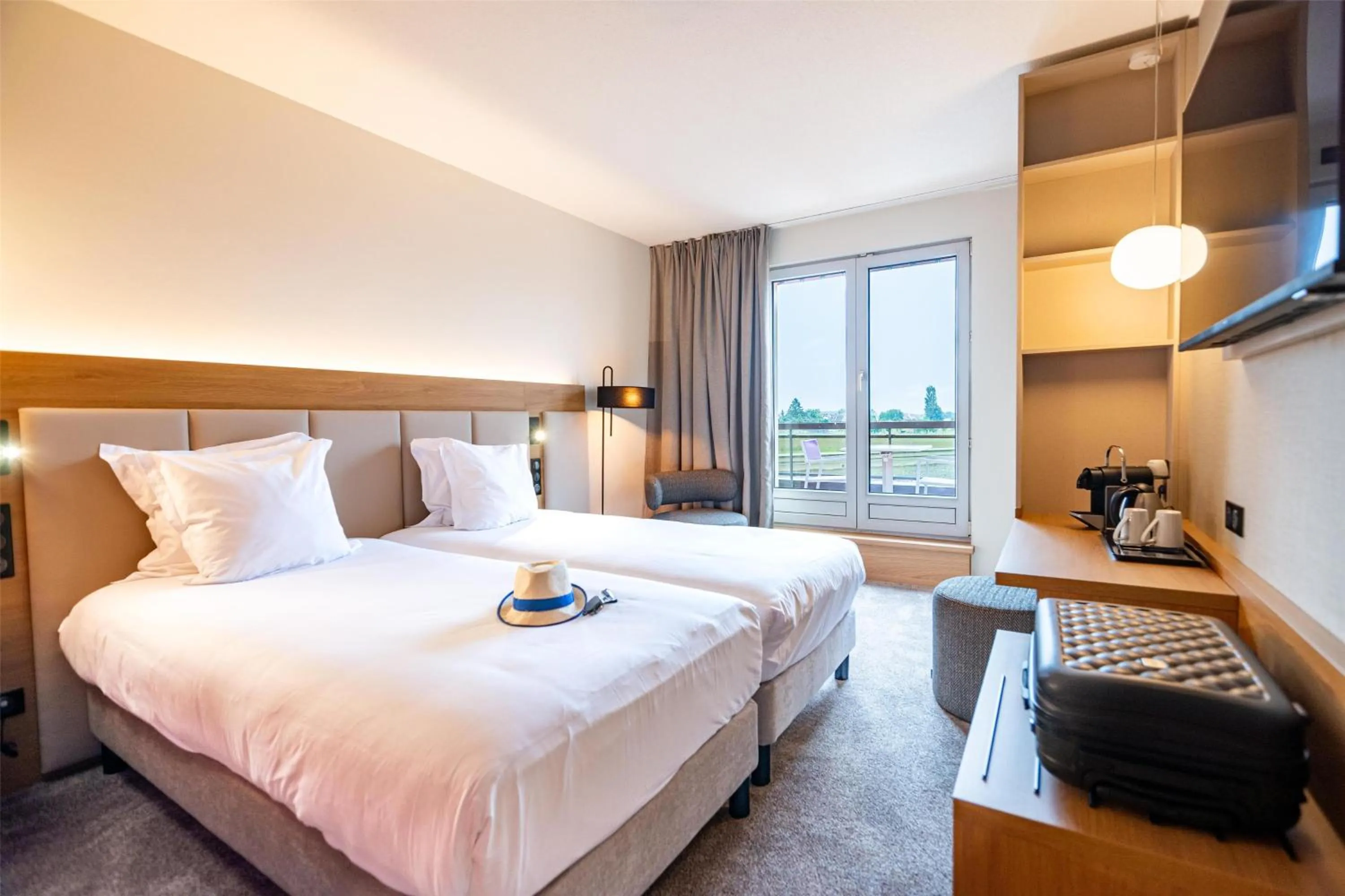 Bedroom, Bed in Hotel L'Europe Colmar, BW Signature Collection