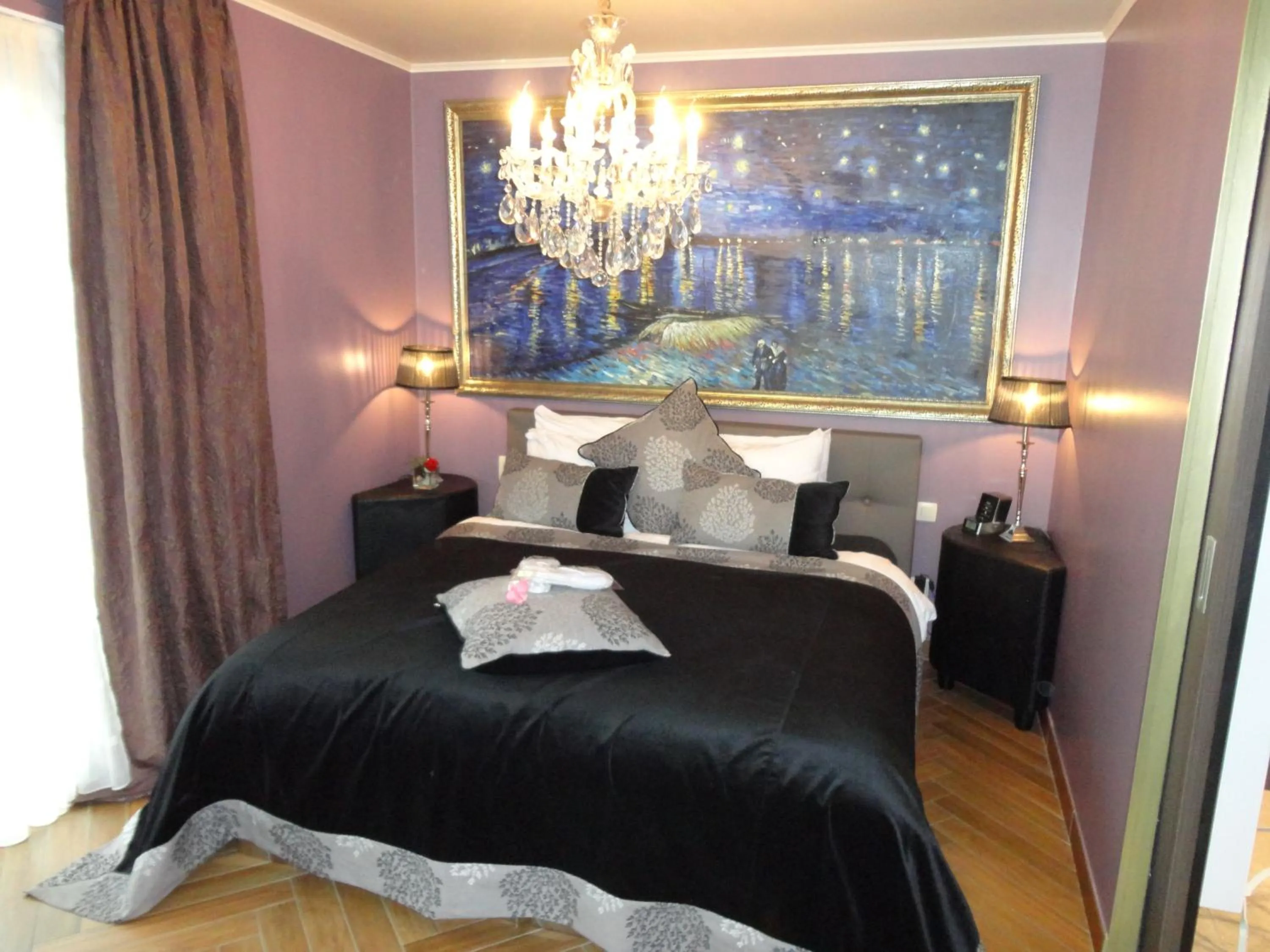 Bed in Art Of Dreams Deluxe 4 stars