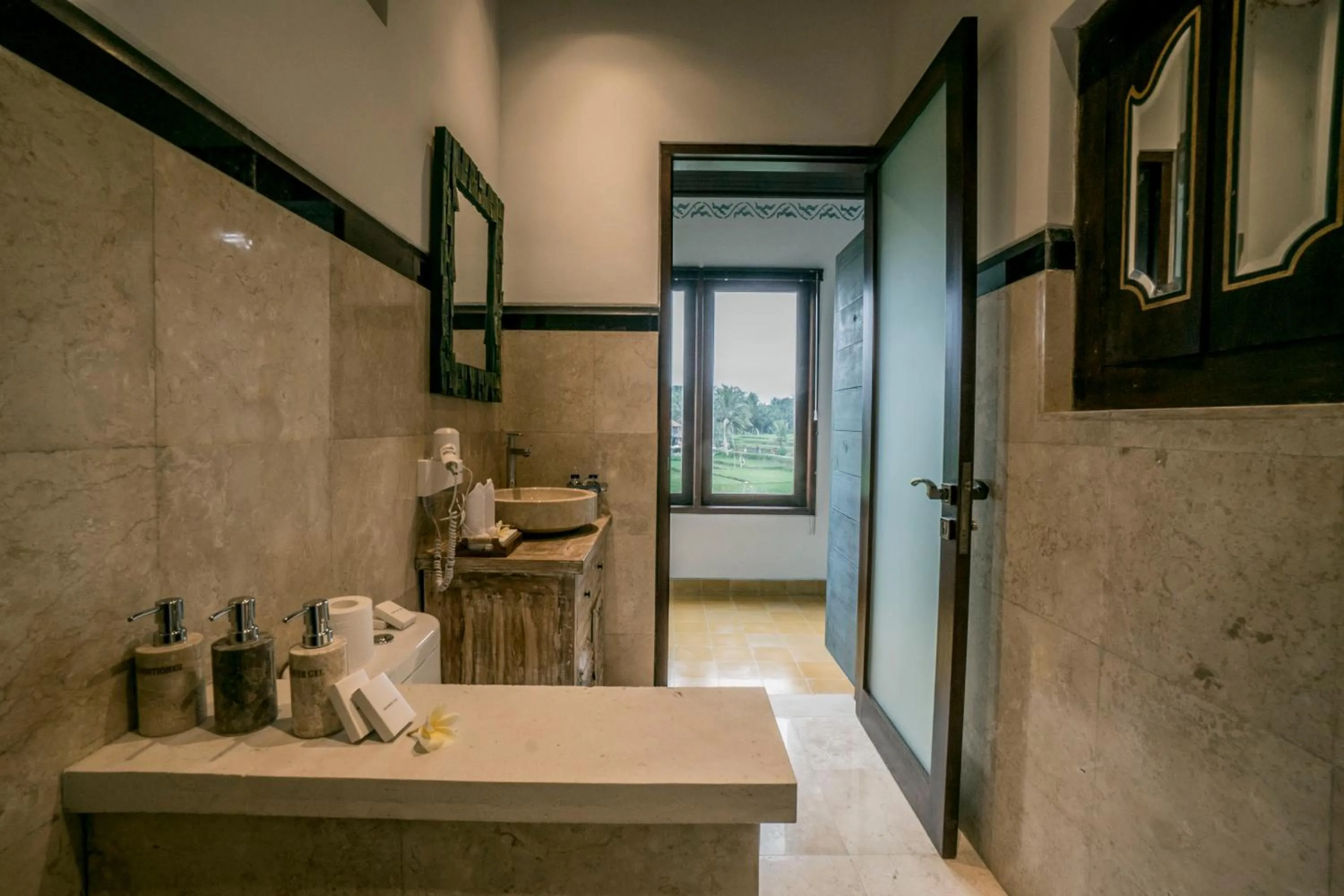 Bathroom in Villa Tanah Carik by Mahaputra