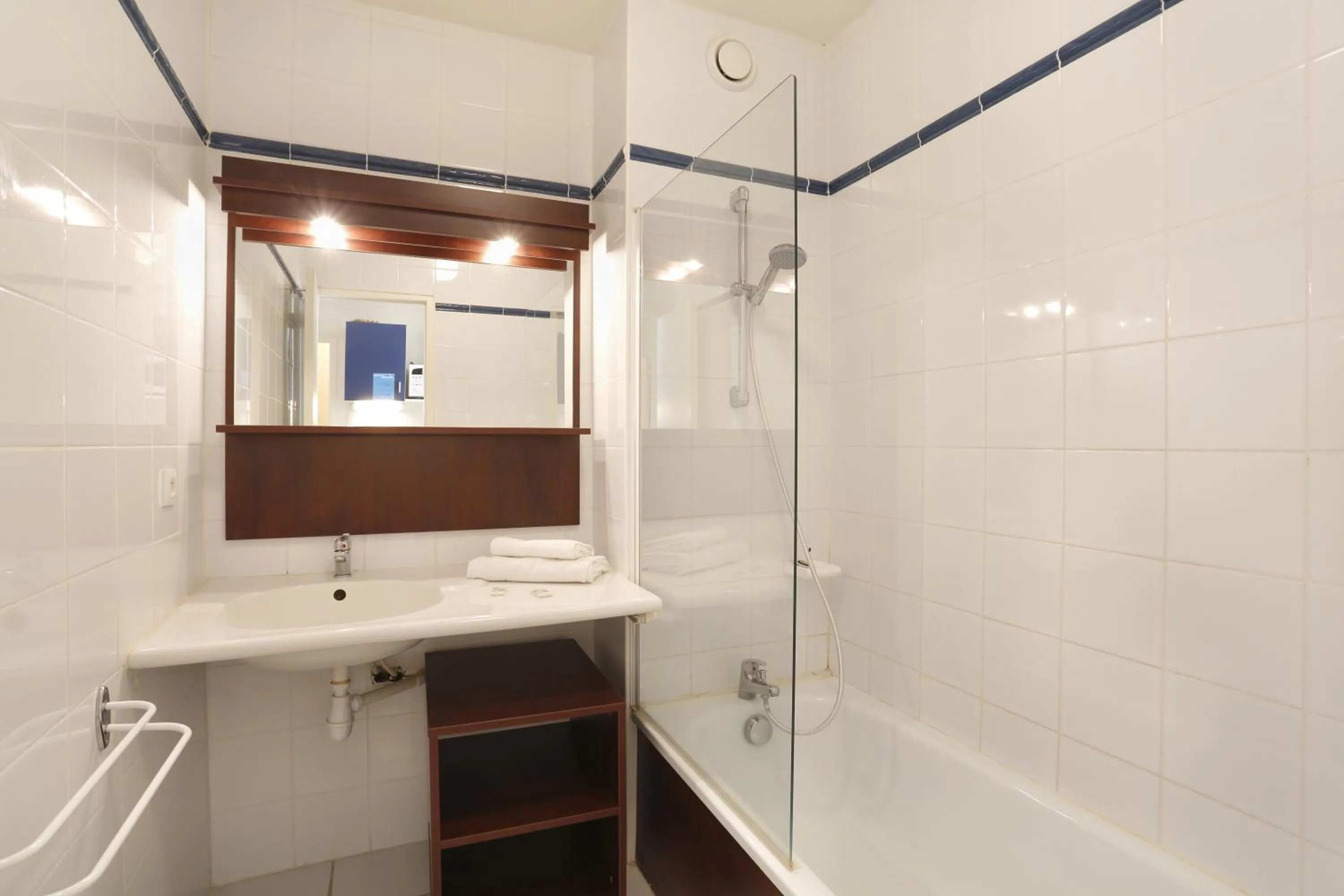 Bathroom in Vacancéole - Le Domaine de Chames - Pont d'Arc