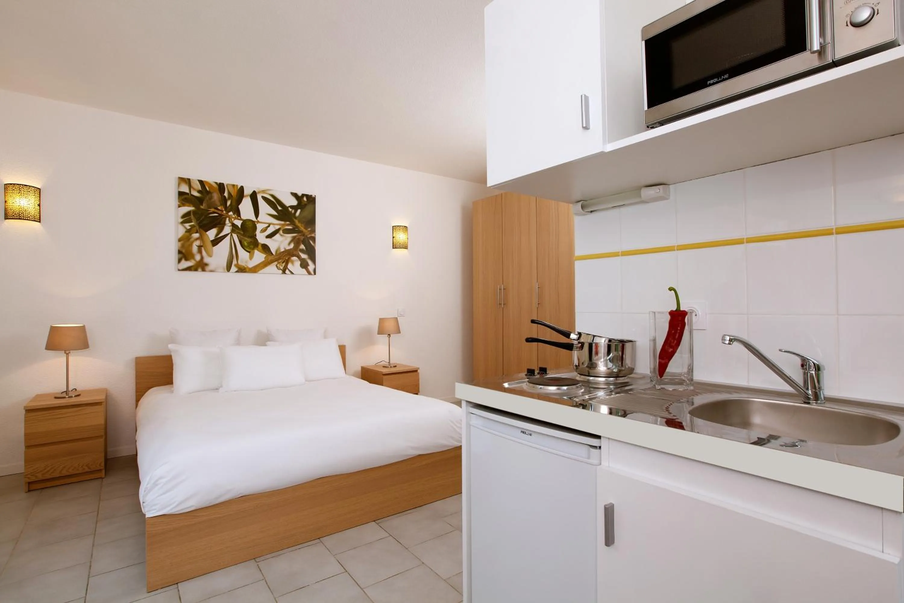 Photo of the whole room, Bed in Vacancéole - Le Domaine de Chames - Pont d'Arc