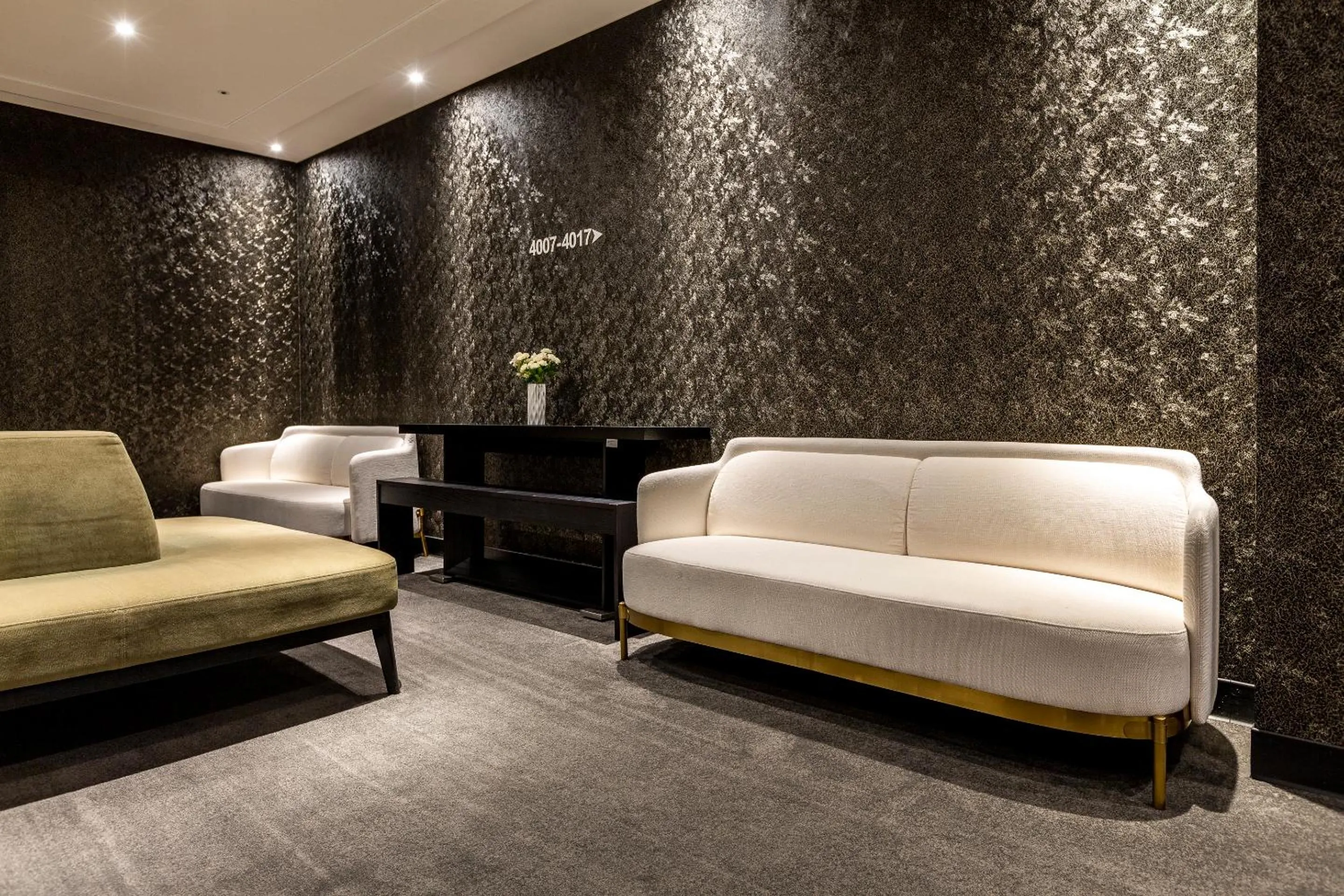 Decorative detail in Mayer Inn