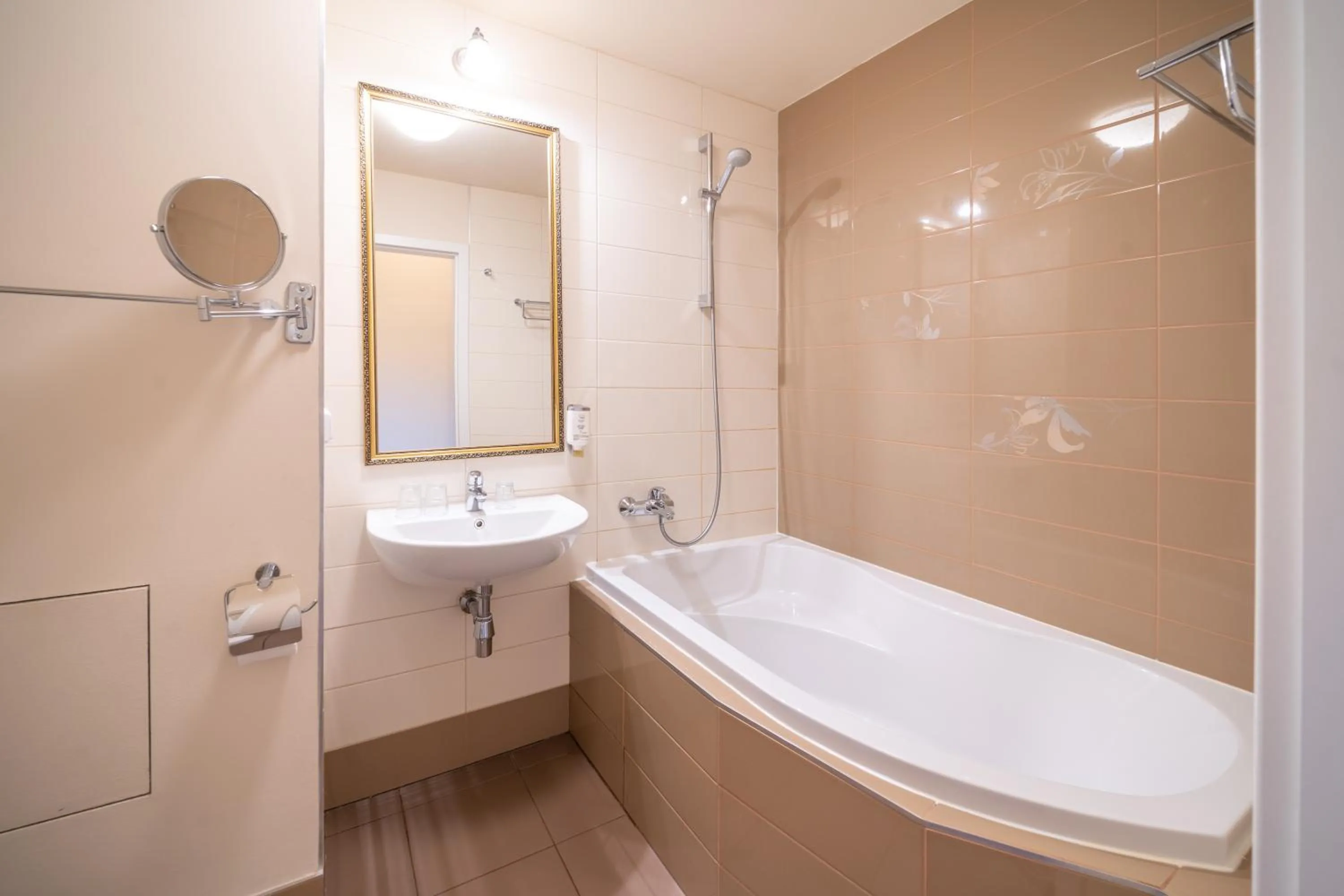 Shower in Spa Hotel Vita