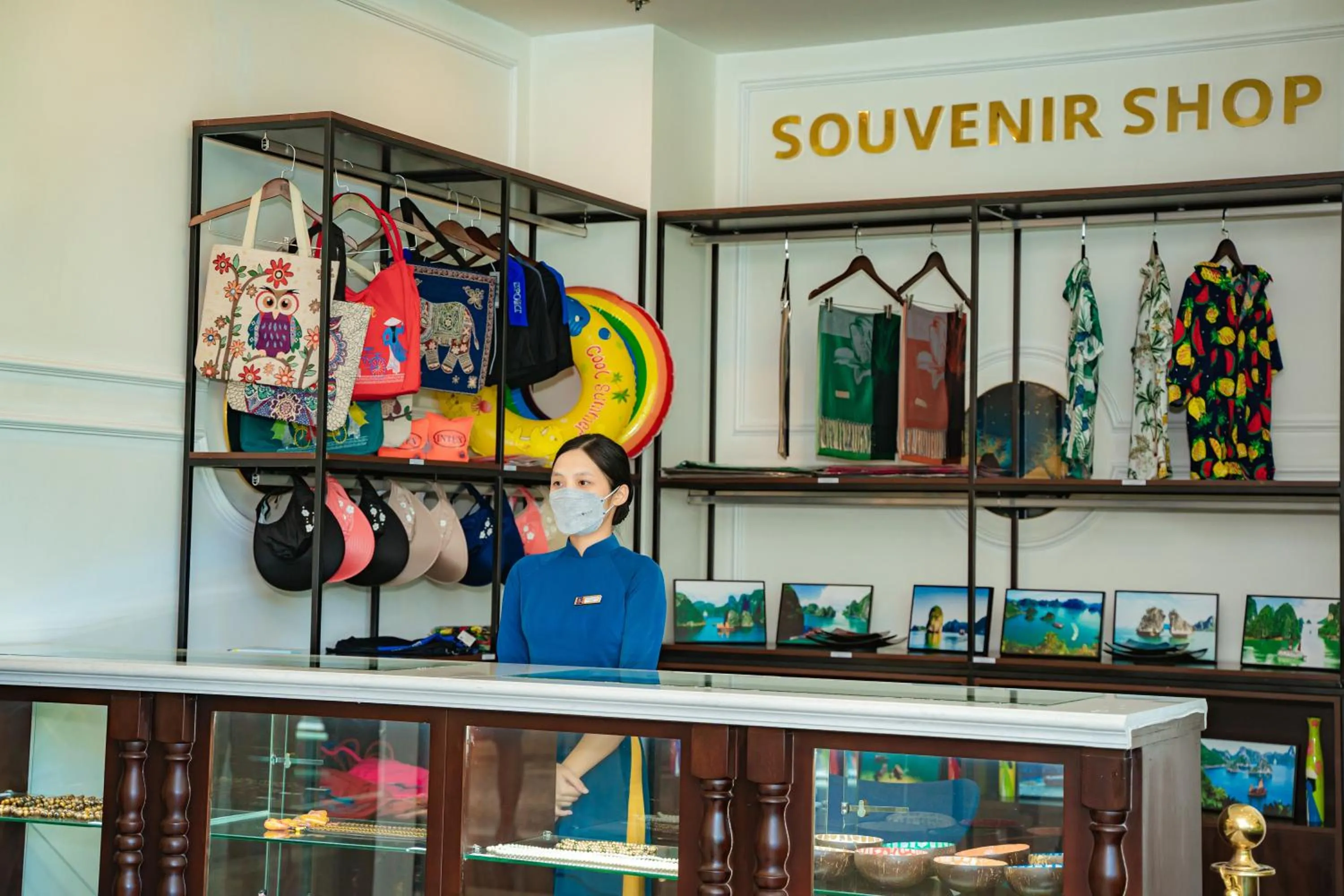 Supermarket/grocery shop in D'Lioro Hotel & Resort