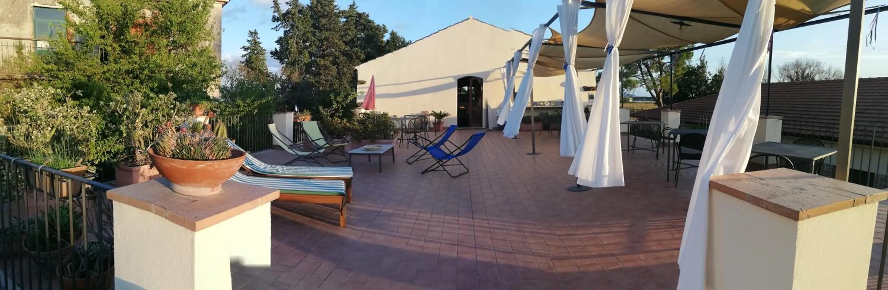 Day in Casa del Geco