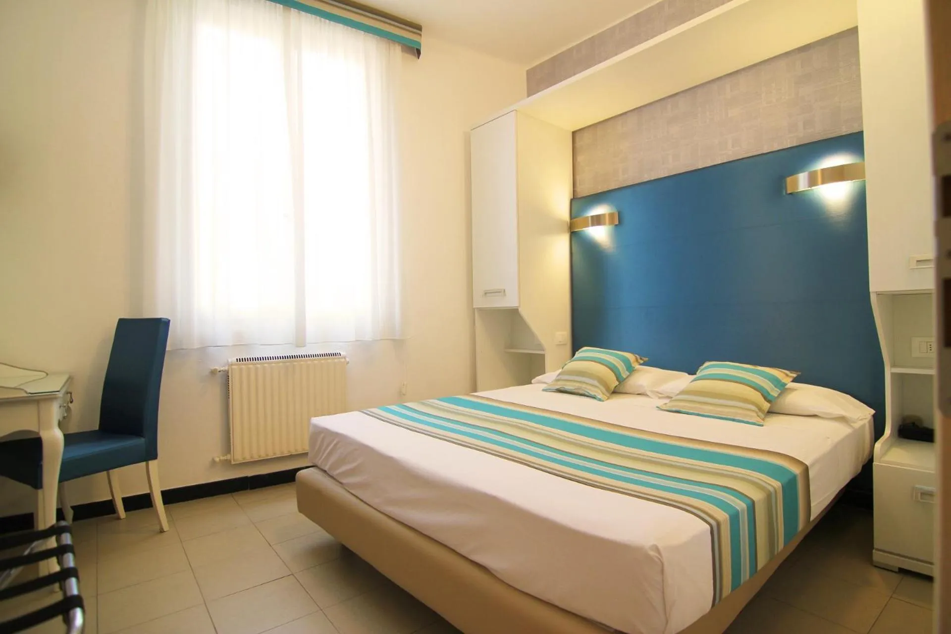 Photo of the whole room, Bed in Hotel Souvenir