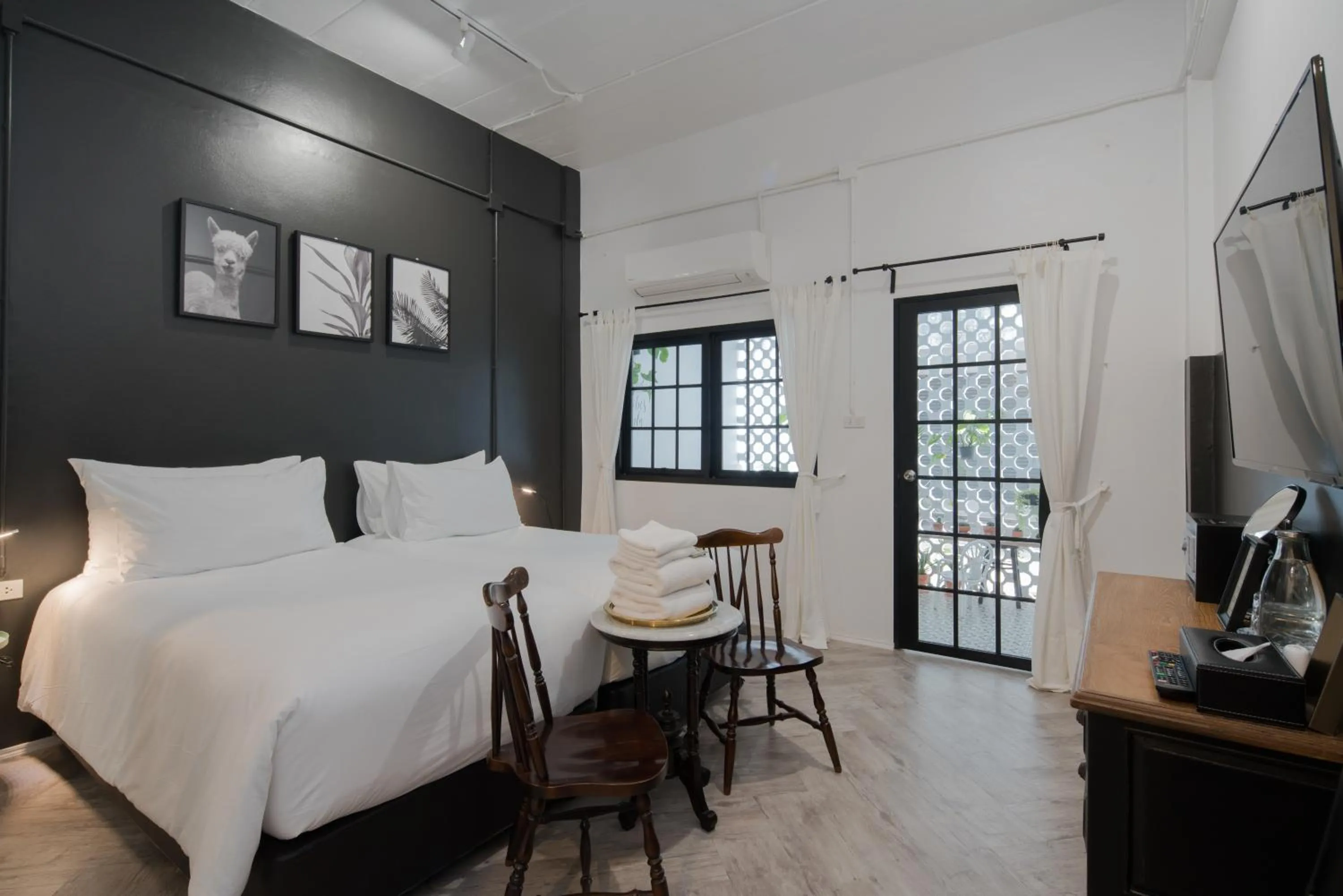 Property building, Bed in Blu Monkey Boutique Phuket Town