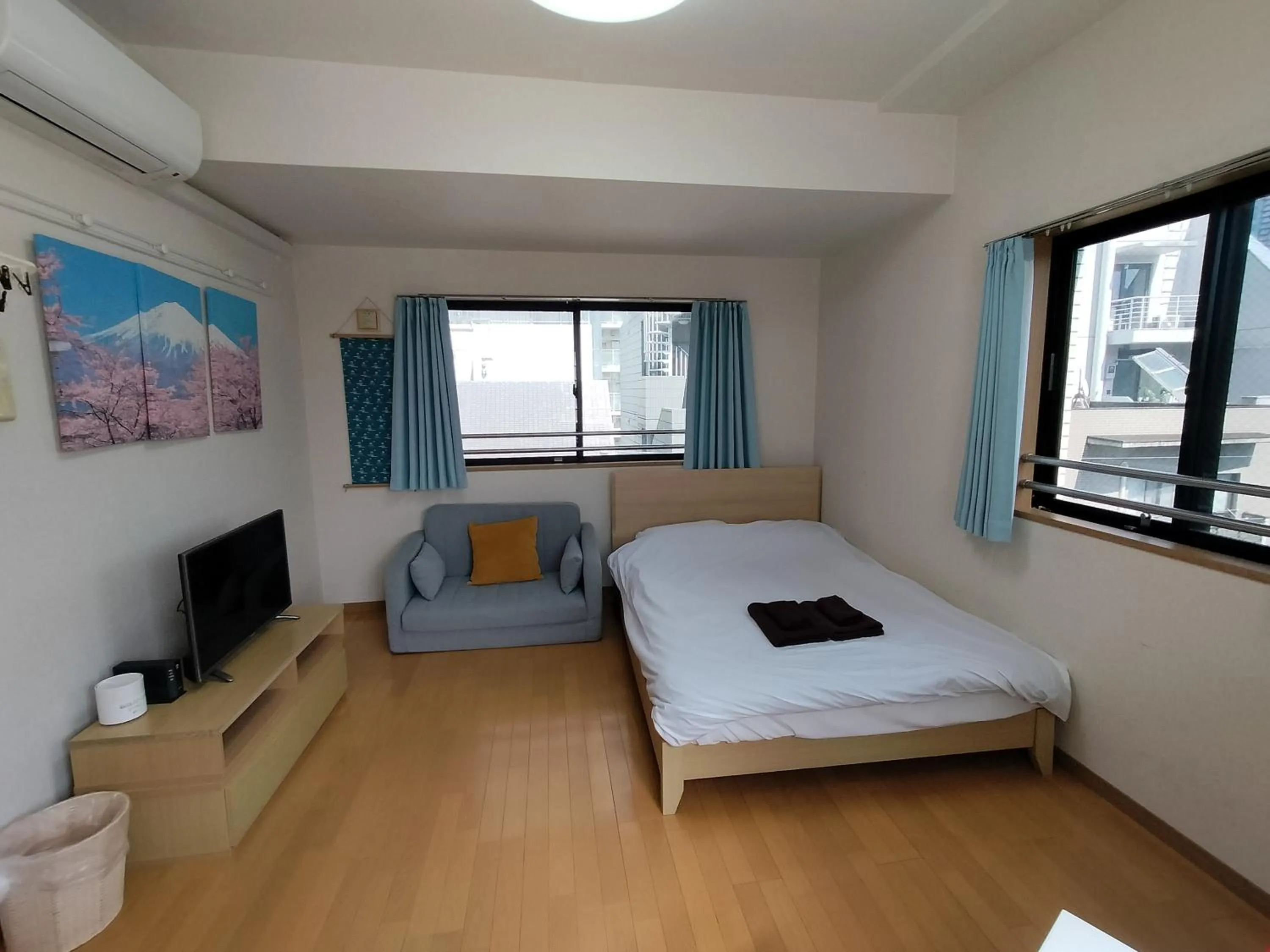 Bed in Minami-Aoyama-1st