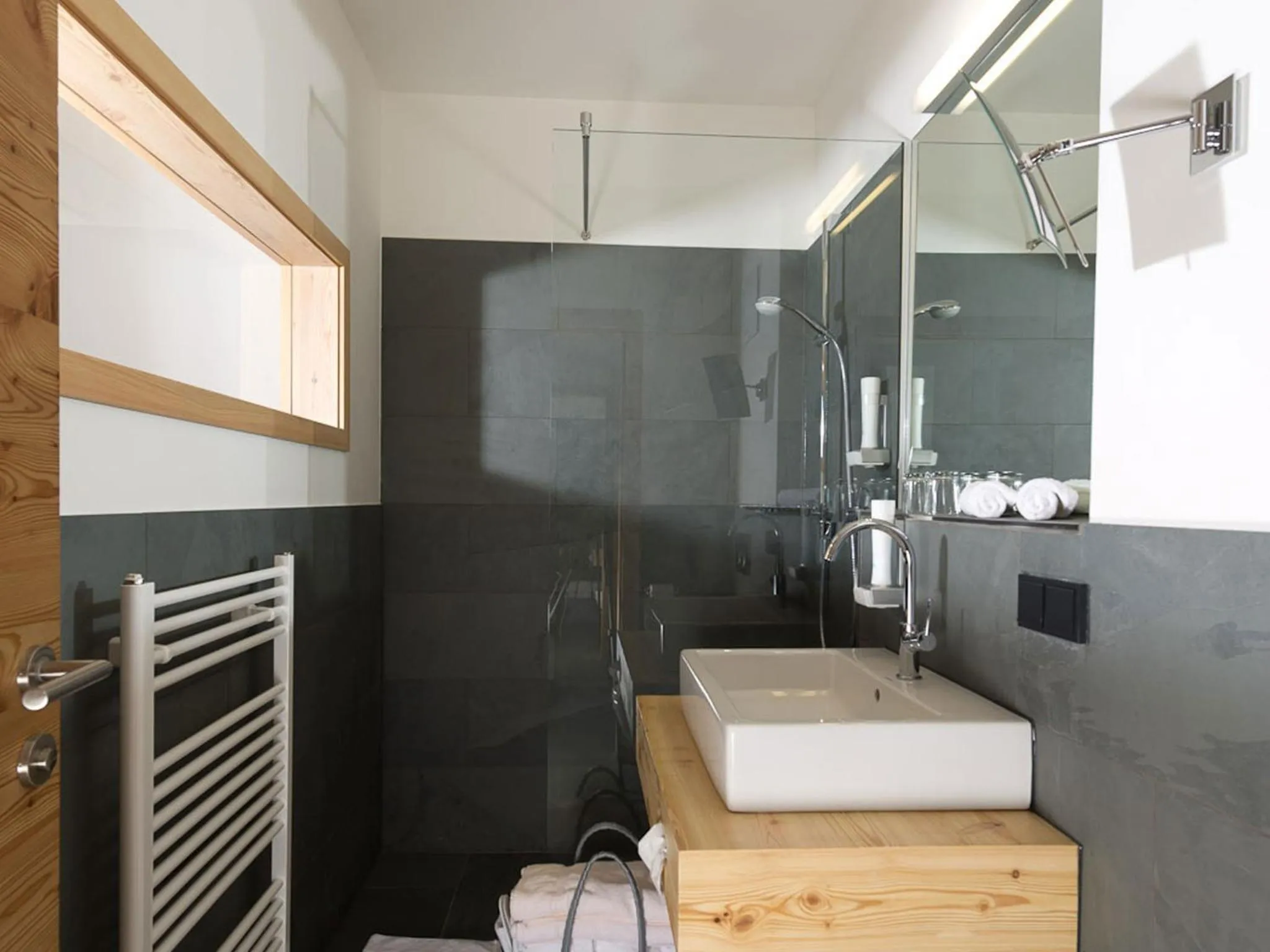 Bathroom in Alpinhotel Pacheiner