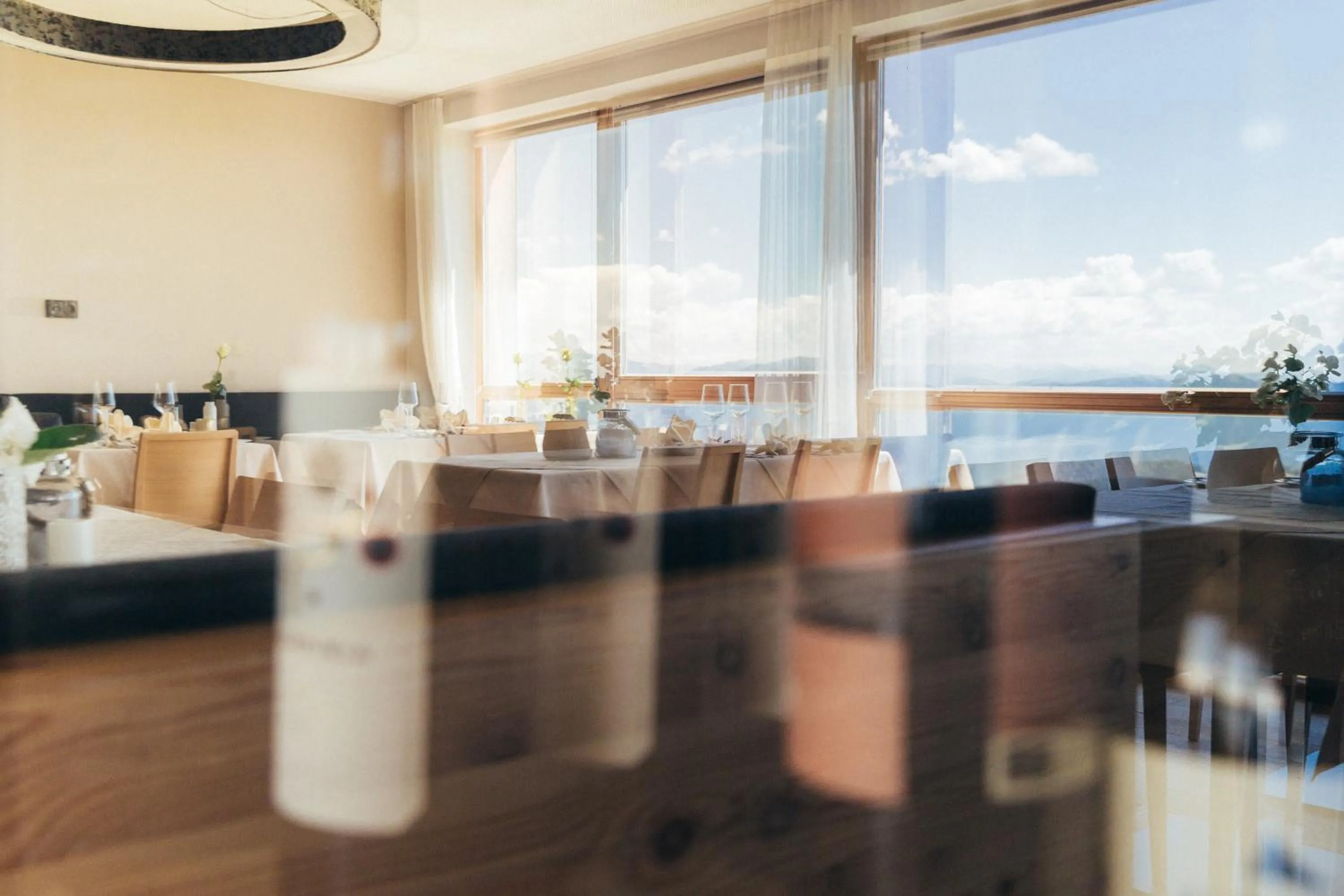 Restaurant/places to eat in Alpinhotel Pacheiner