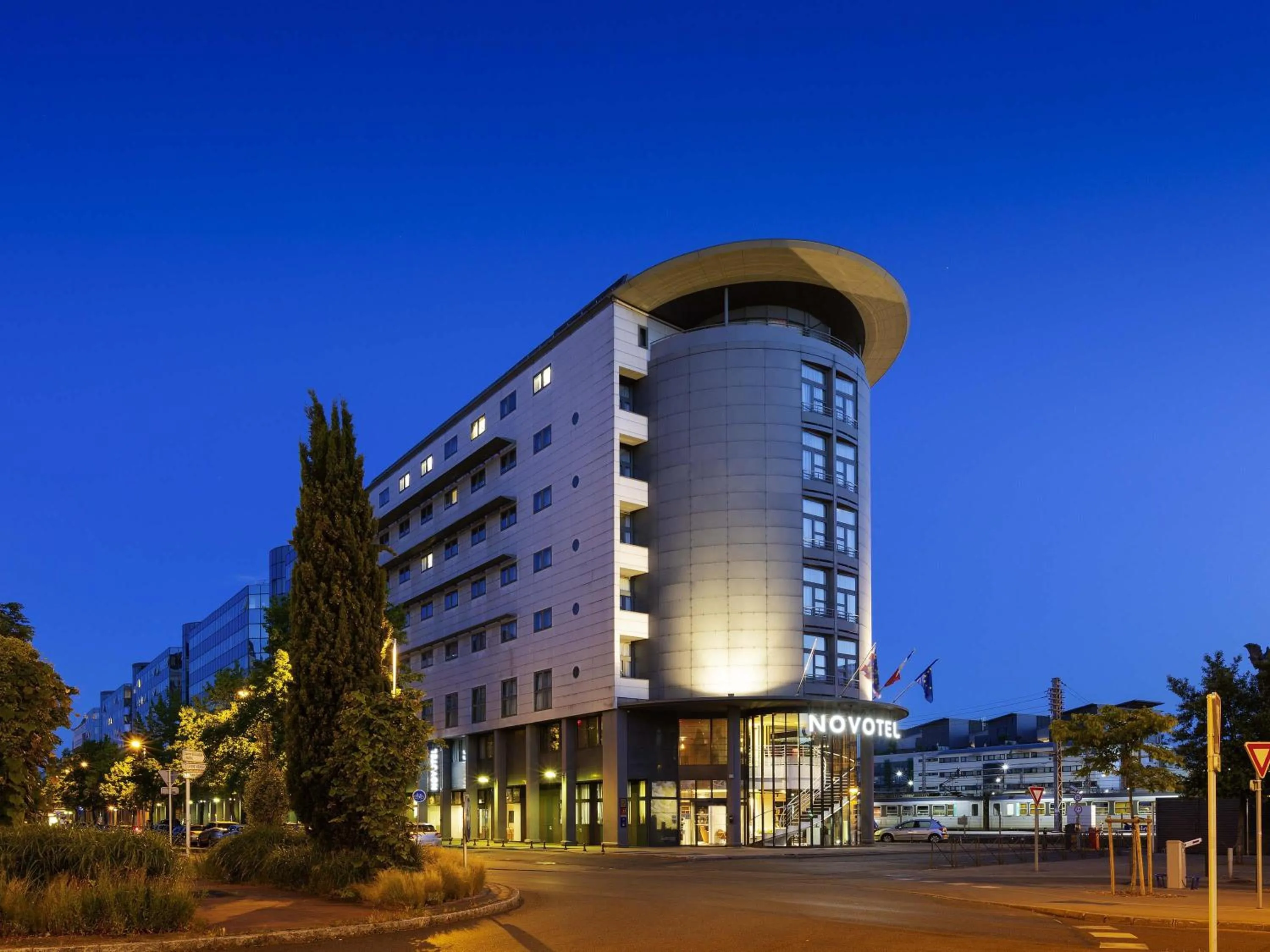 Property building in Novotel Tours Centre Gare