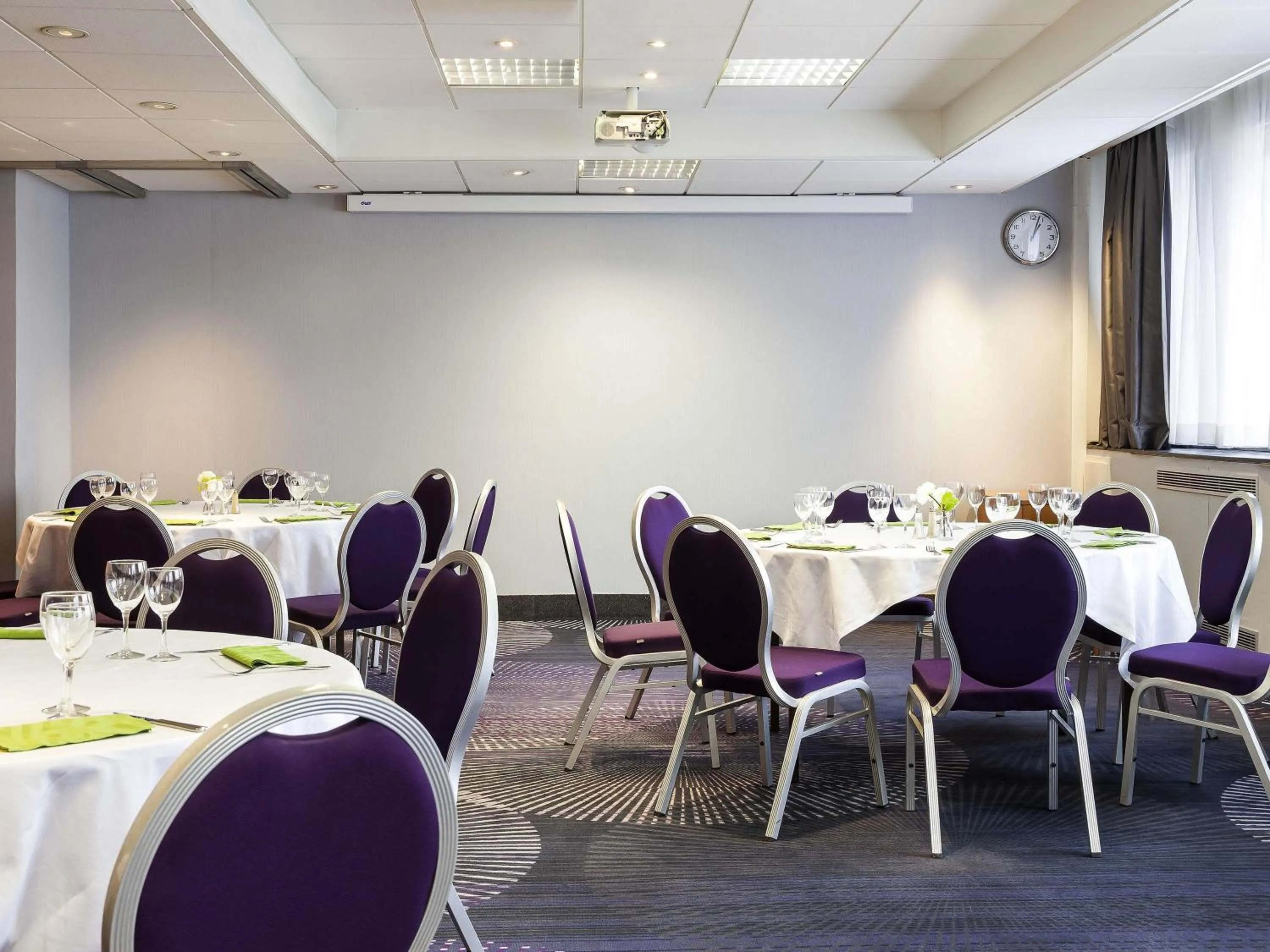 Meeting/conference room in Novotel Tours Centre Gare