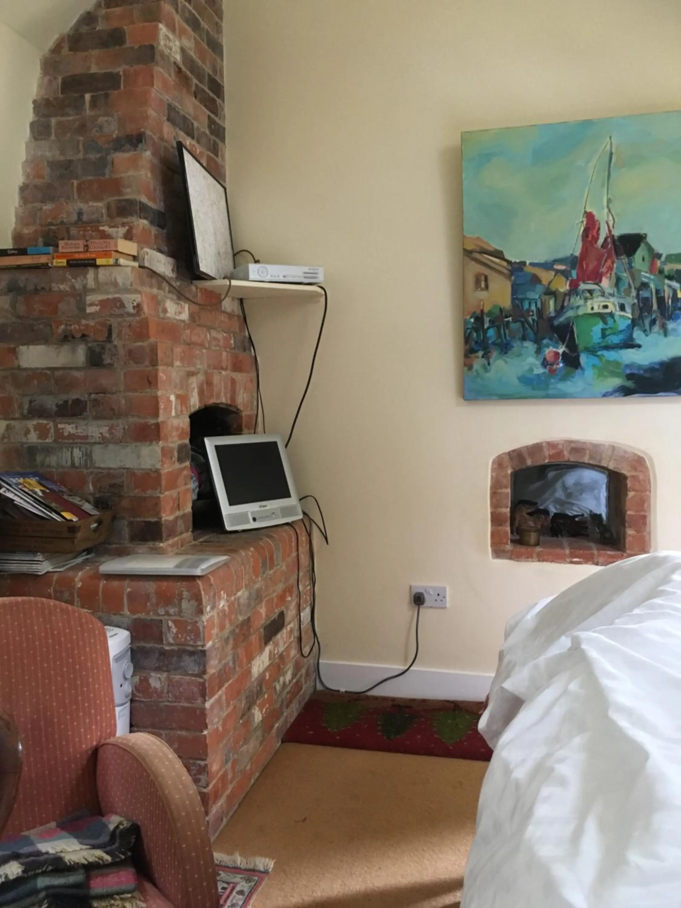 TV and multimedia, Bed in The old forge bed and breakfast