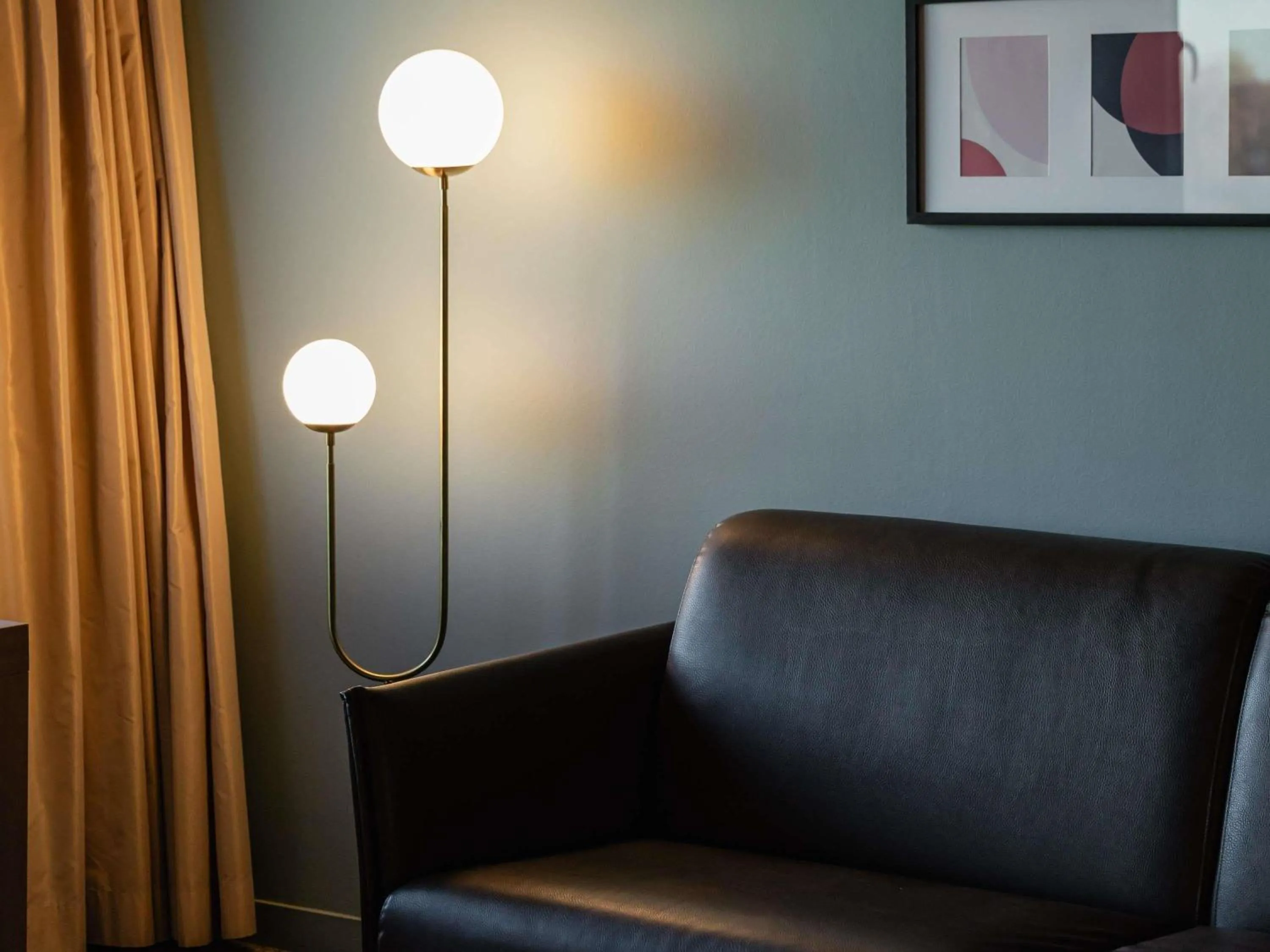 Bedroom in Pullman Bordeaux Lac