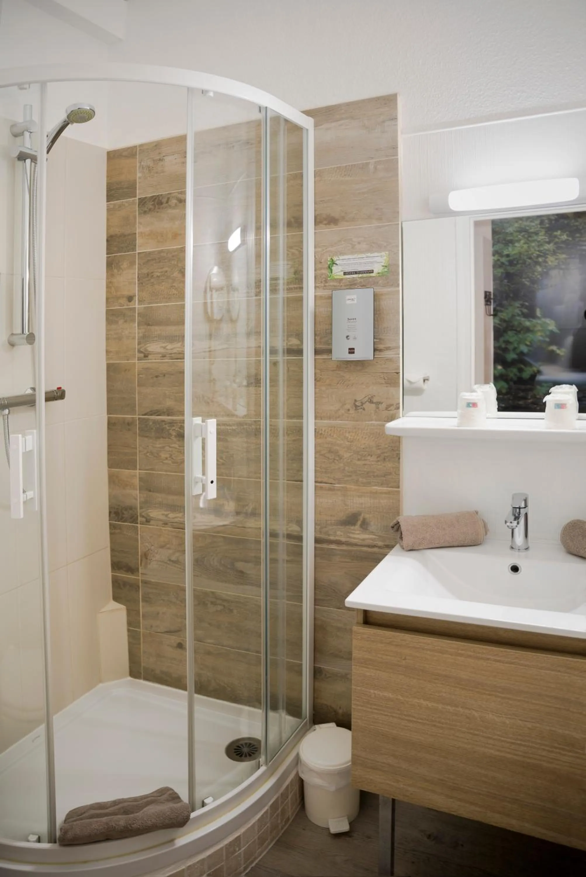 Bathroom in Hotel Toppin