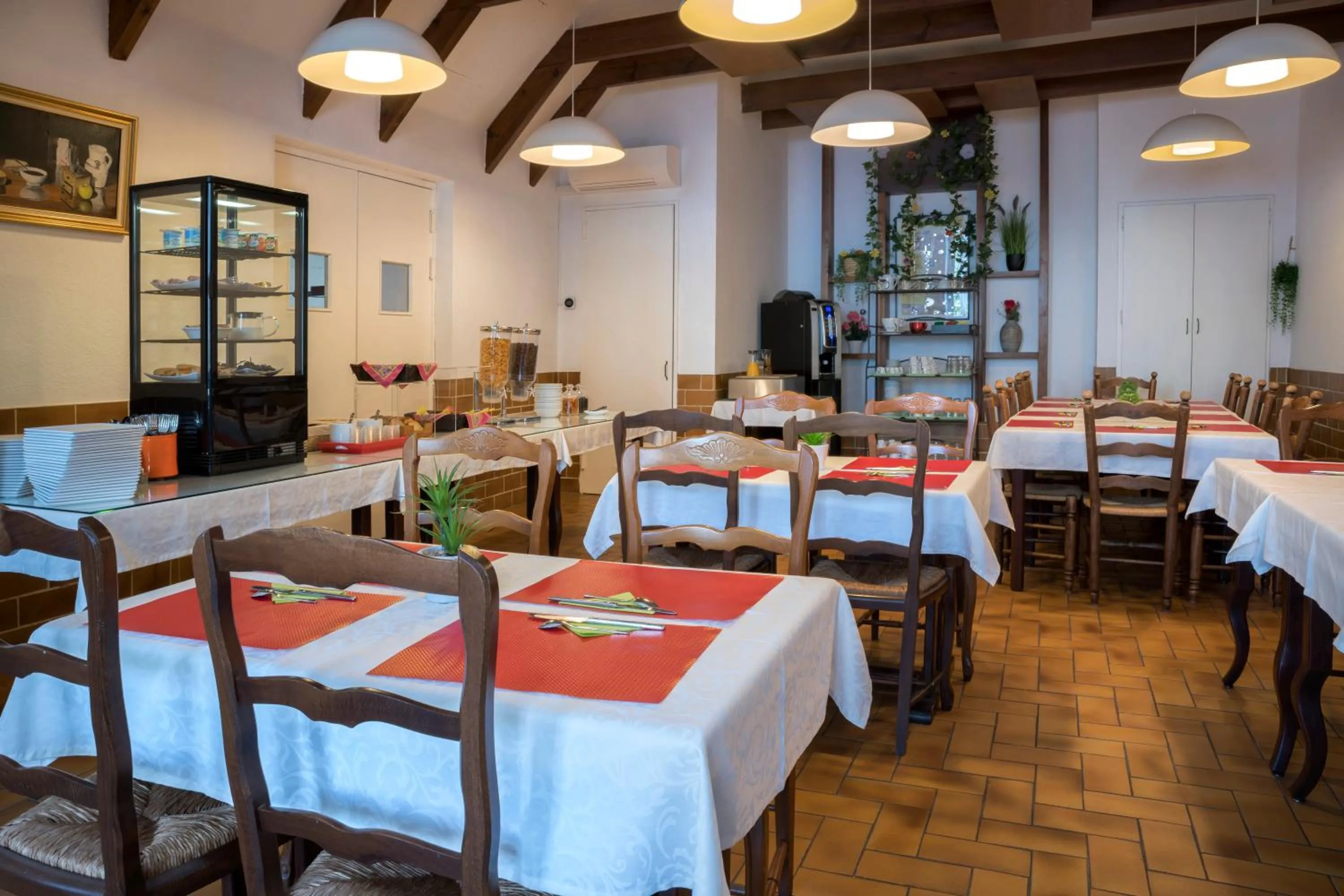 Buffet breakfast in Hotel Toppin