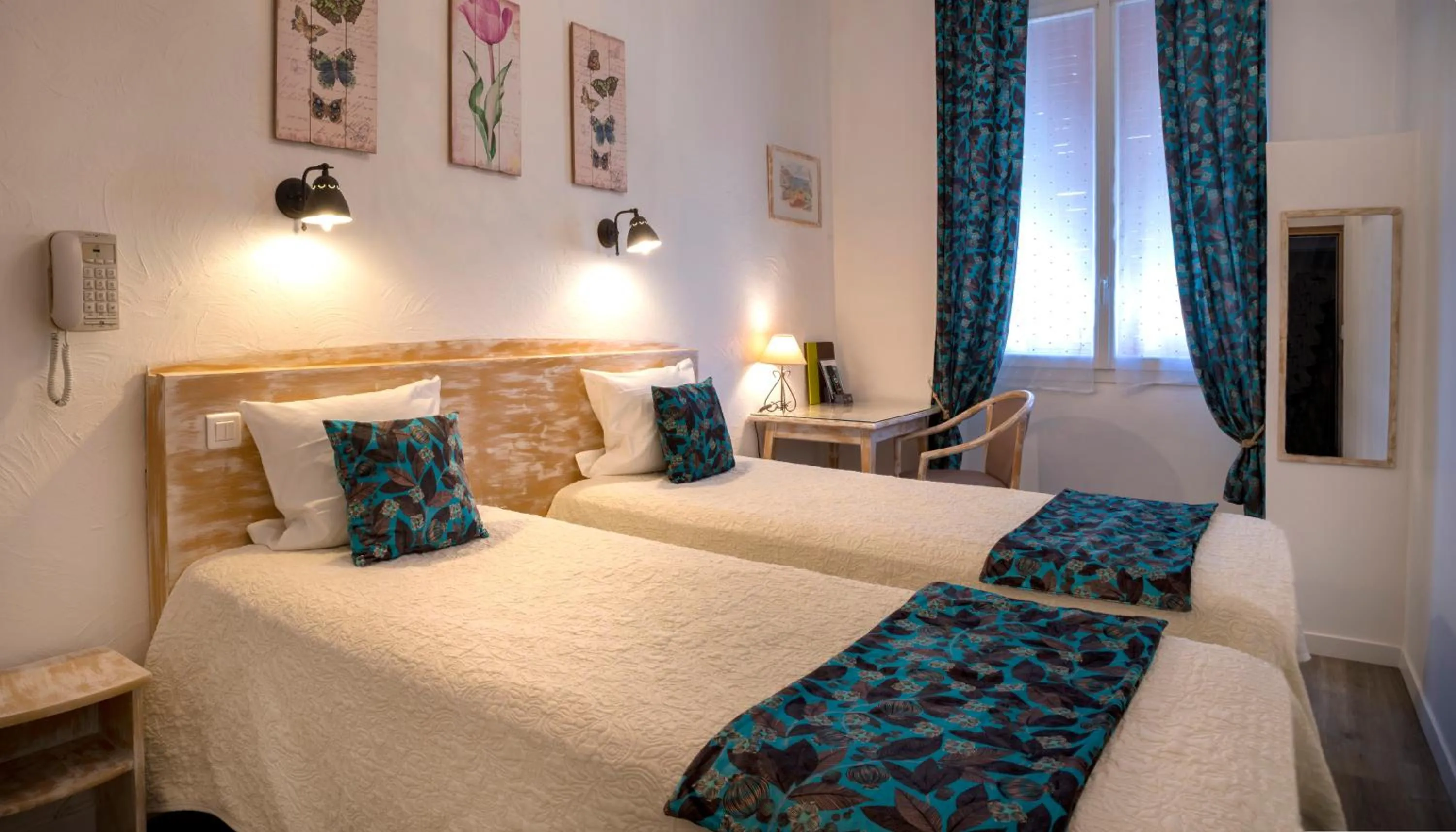 Bedroom, Bed in Hotel Toppin