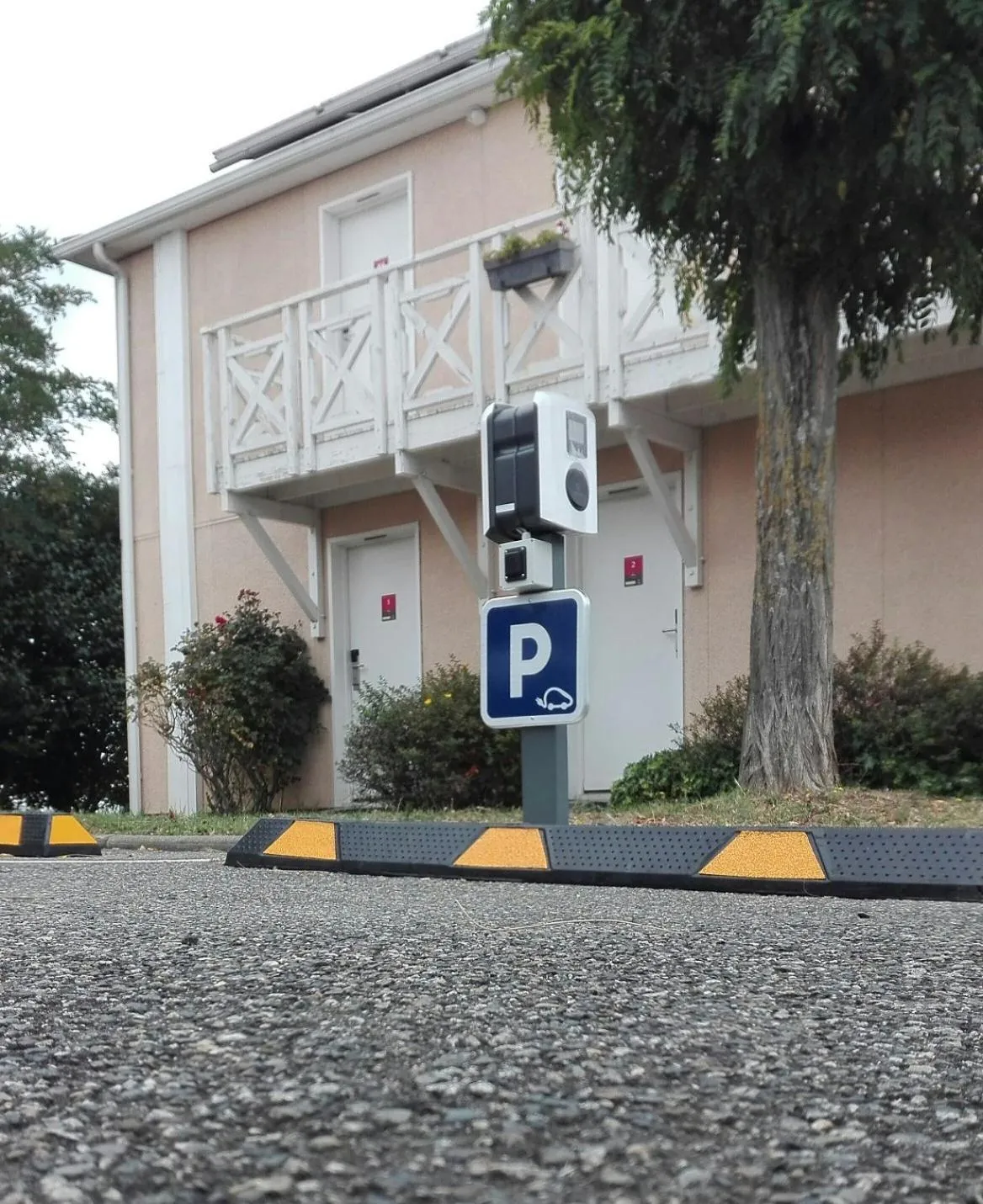 Parking in Fasthotel Toulouse Blagnac Aéroport