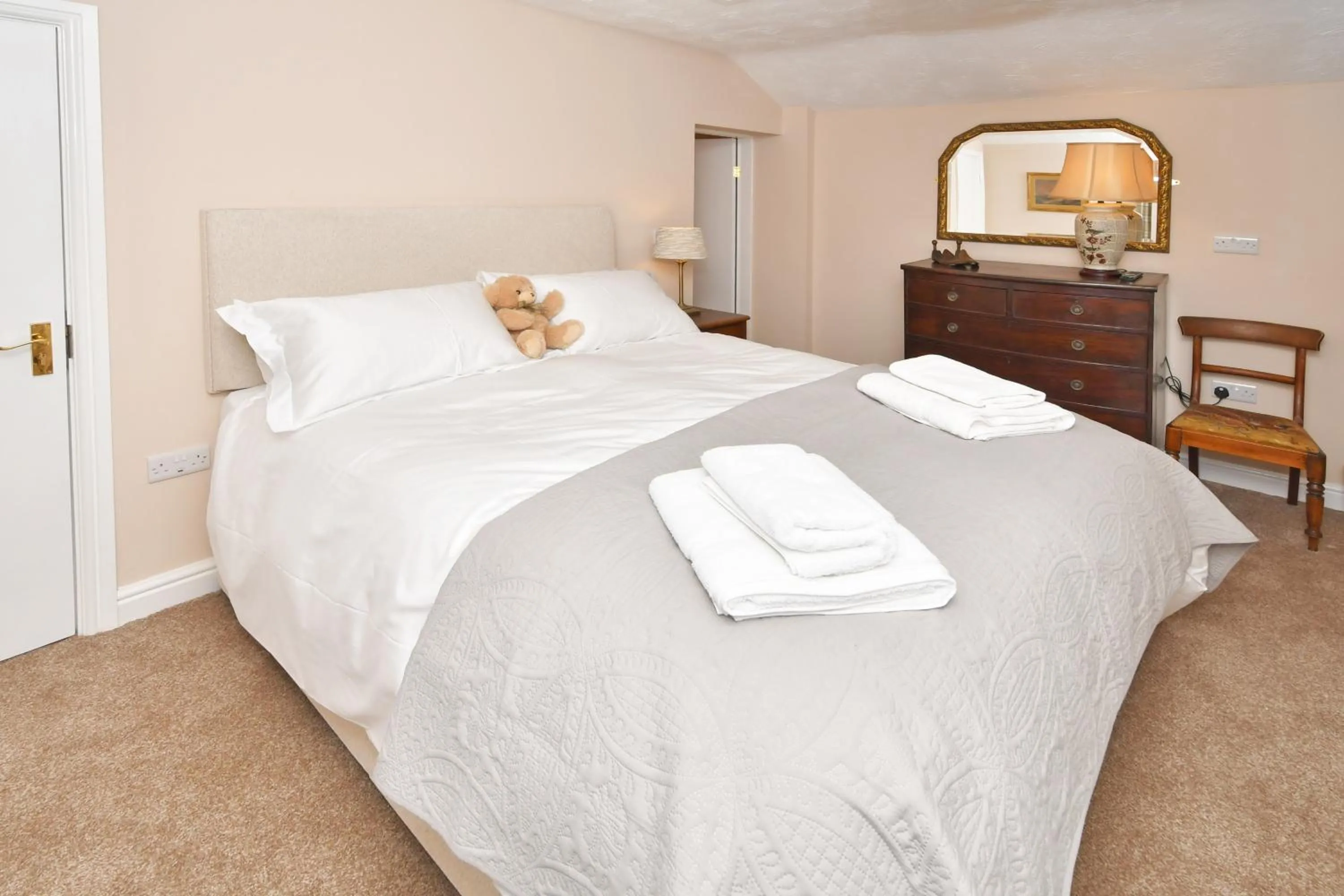 Bed in The Fountain Inn