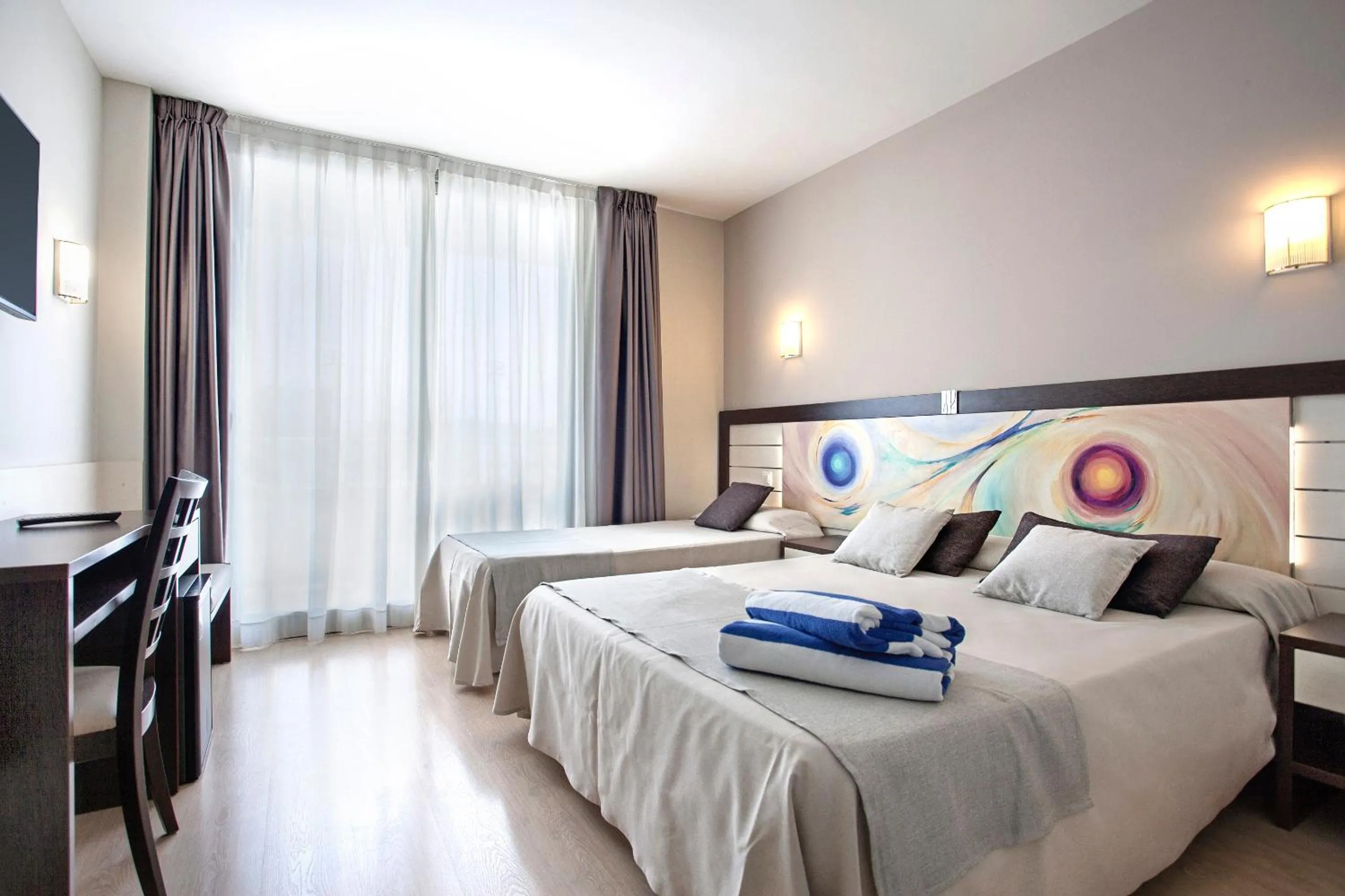 Bed in Hotel Indalo Park