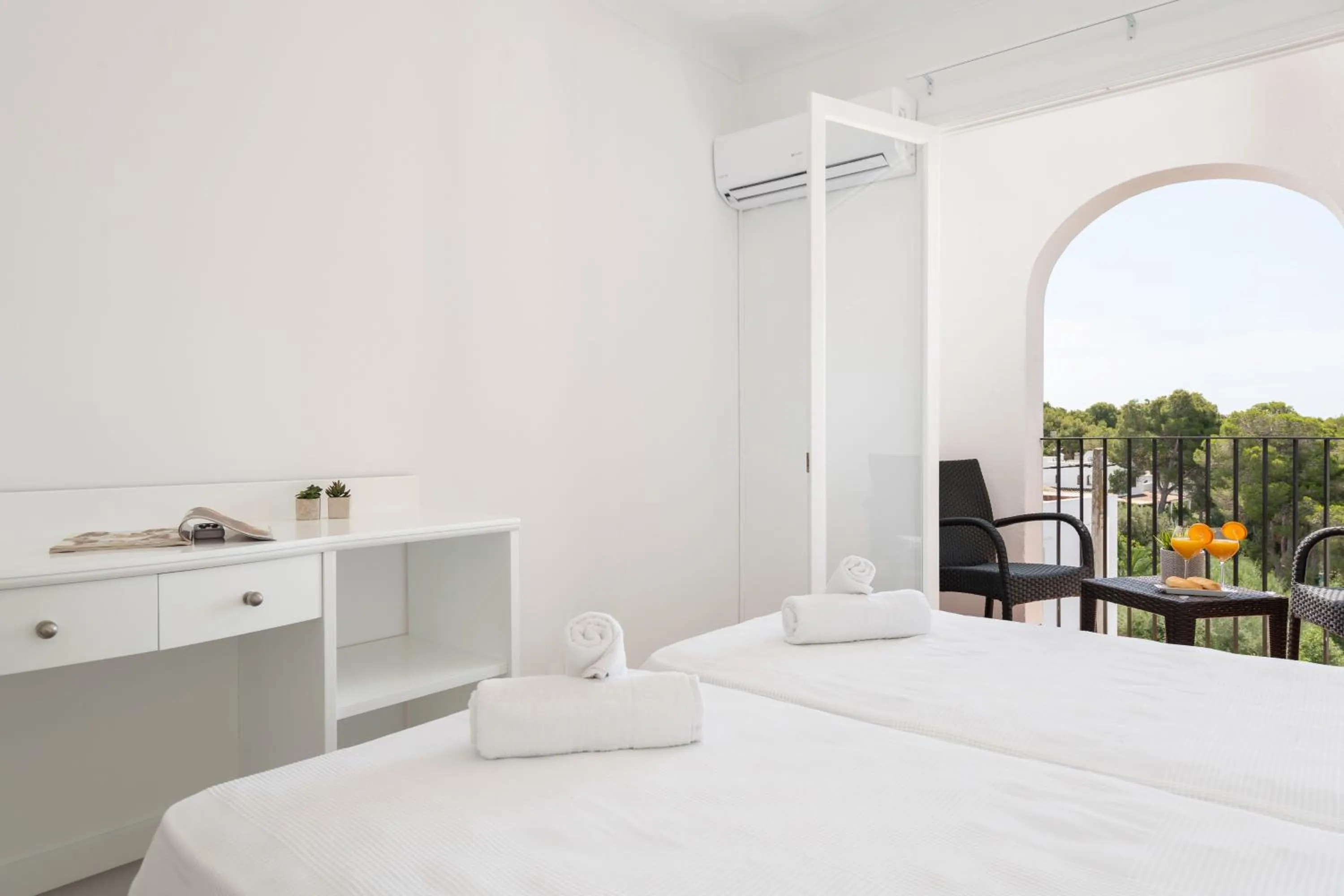 Bedroom, Bed in Hostal Talamanca