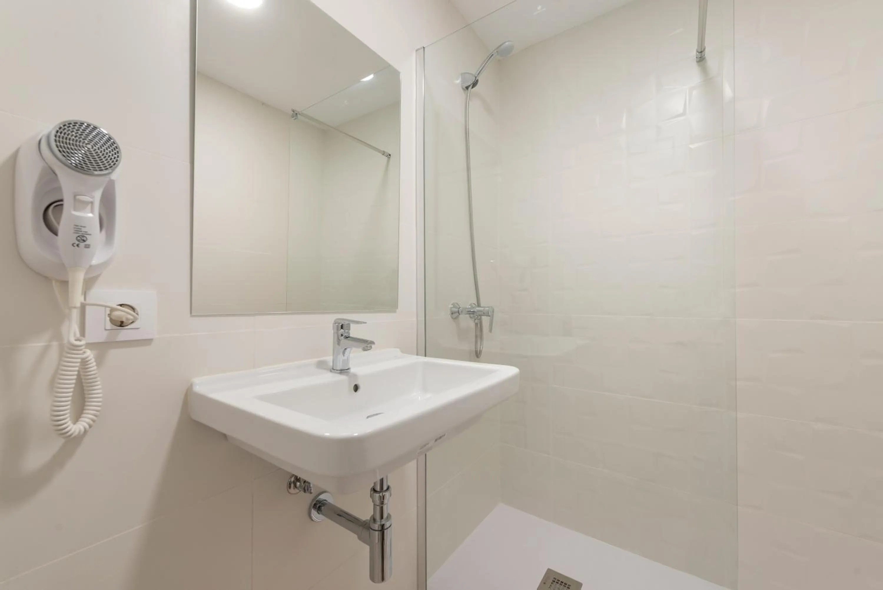 Bathroom in Hostal Talamanca