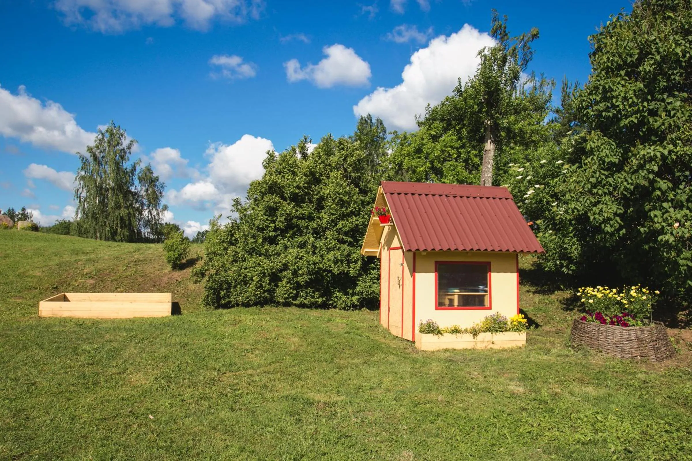 Natural landscape in Weavers' Guest House Kalndaki
