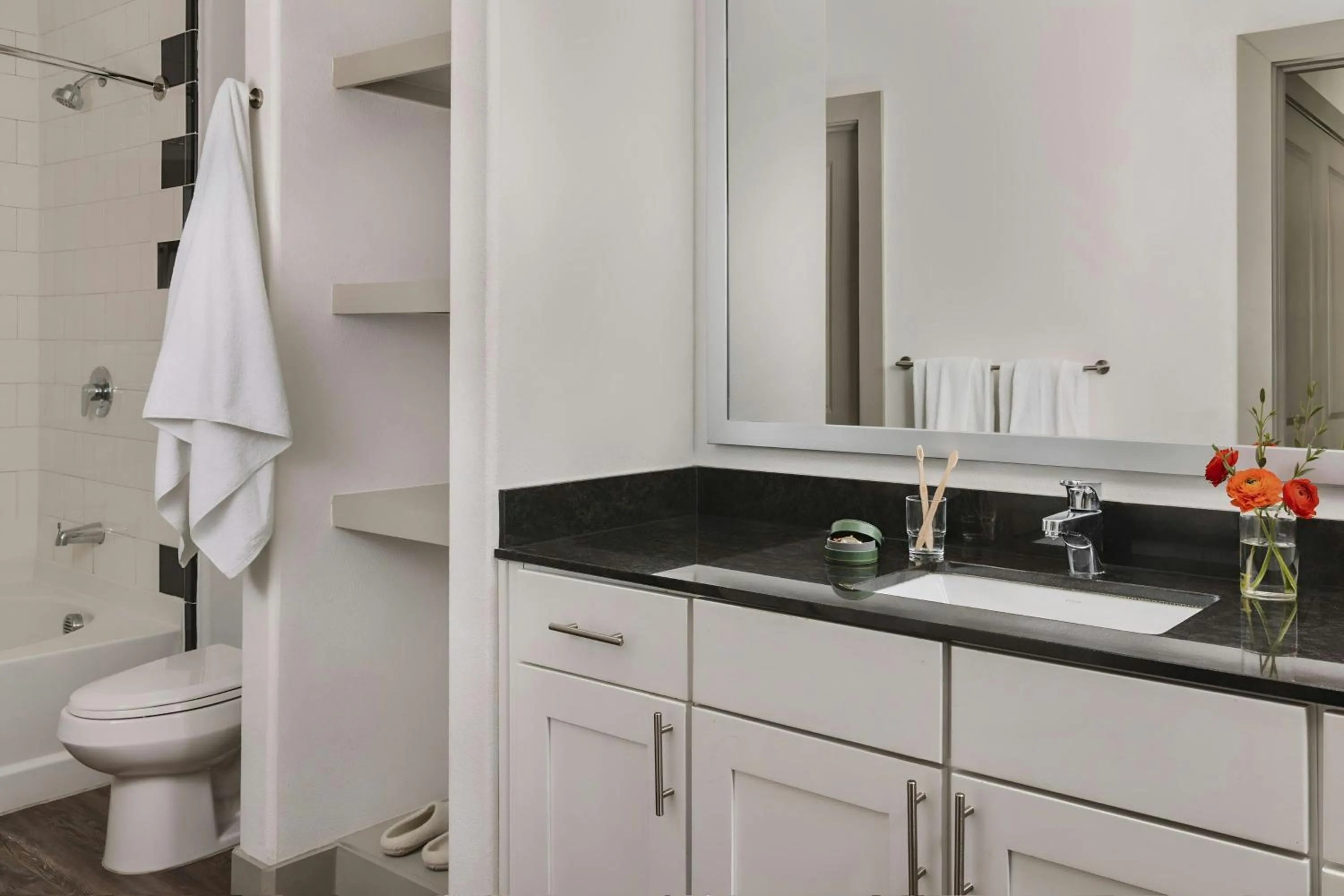 Bathroom in Sonder by Marriott Bonvoy East 5th Apartments East Austin