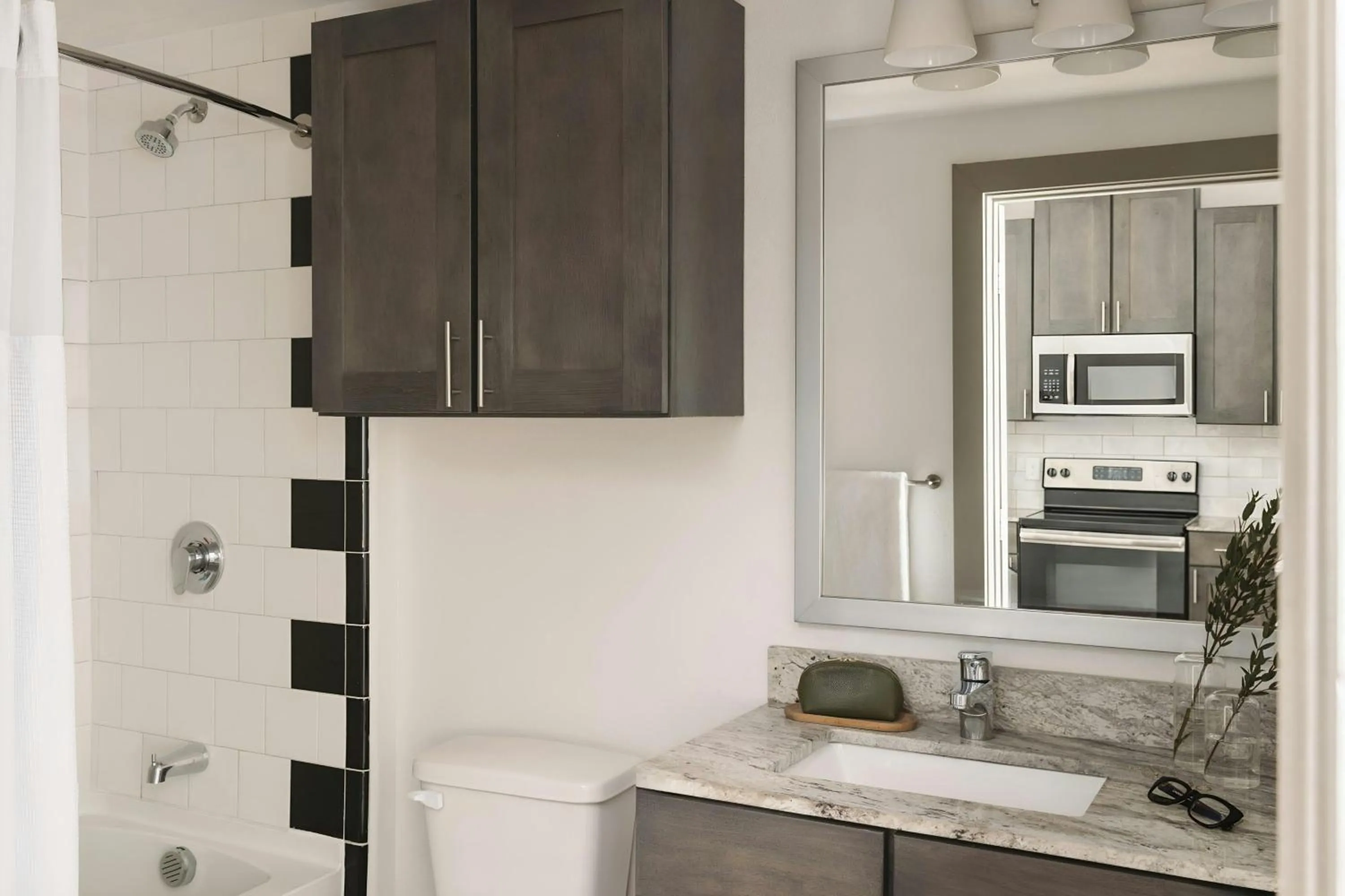 Bathroom in Sonder by Marriott Bonvoy East 5th Apartments East Austin