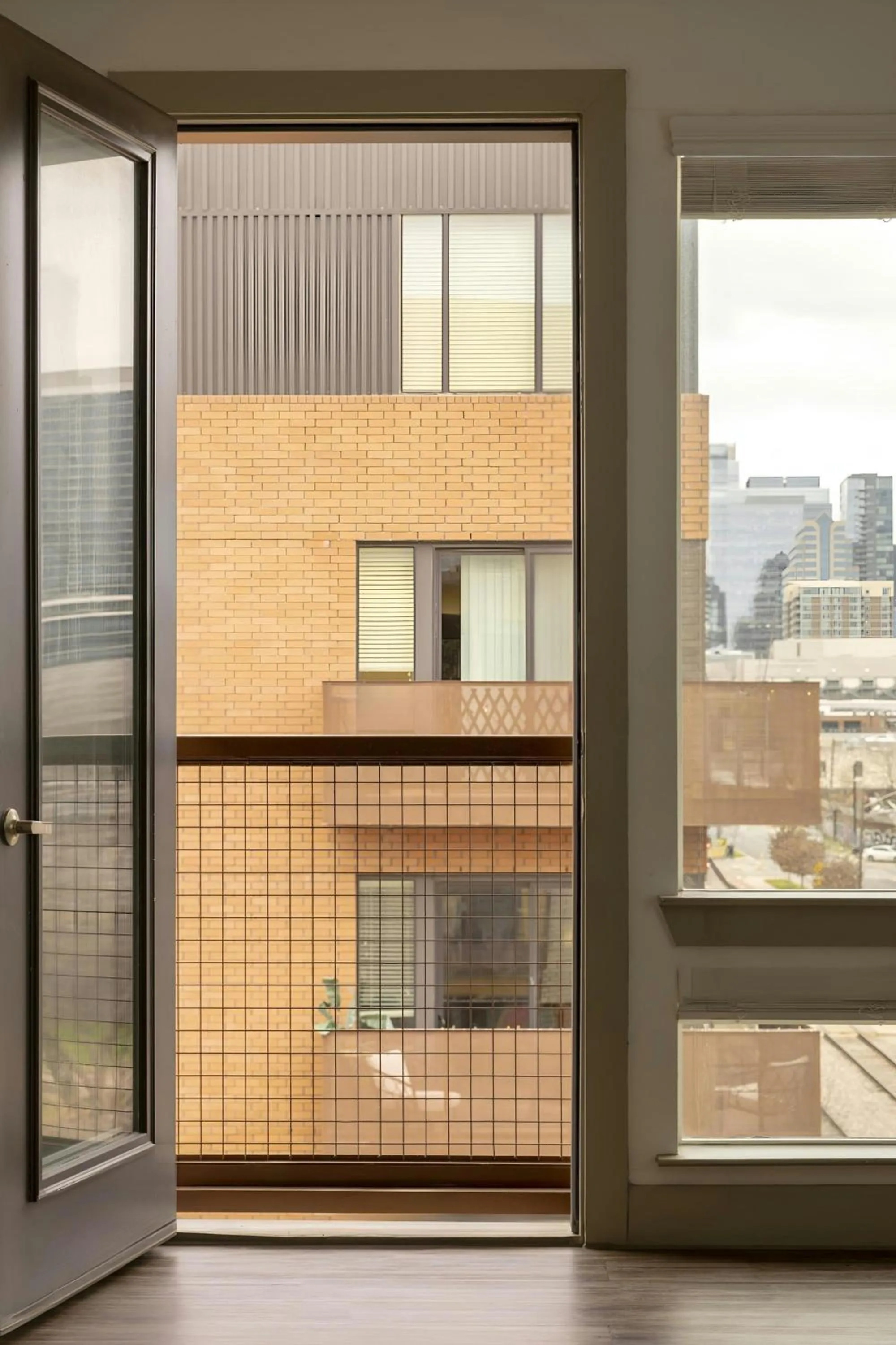 Photo of the whole room in Sonder by Marriott Bonvoy East 5th Apartments East Austin