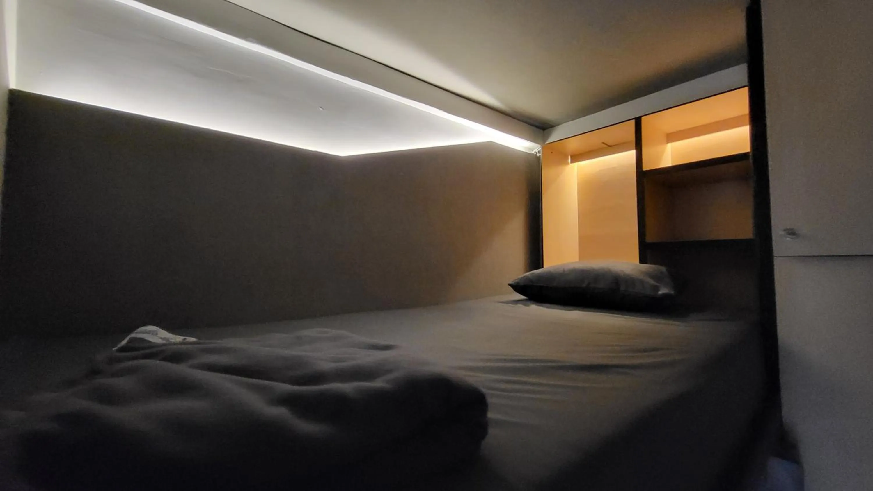 Bed in Happy House Bromo backpacker