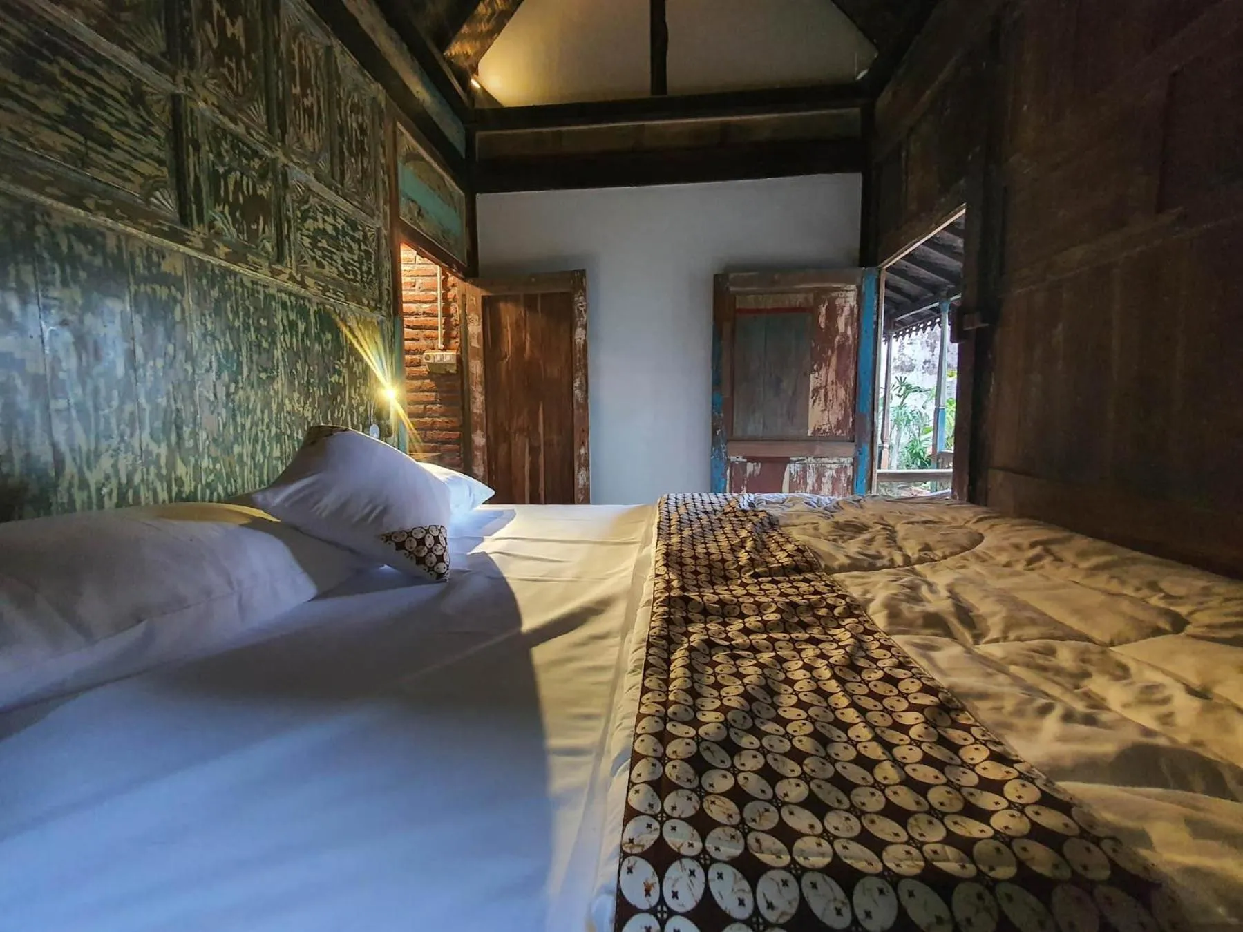 Bed in Happy House Bromo backpacker