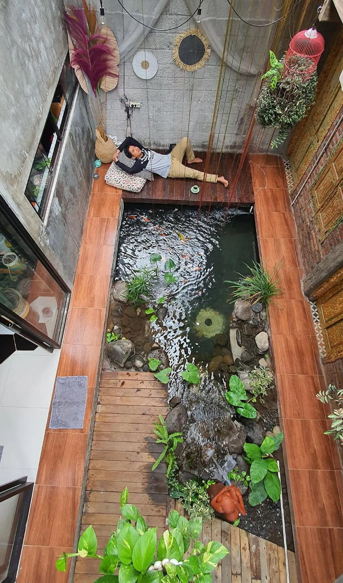 Garden in Happy House Bromo backpacker