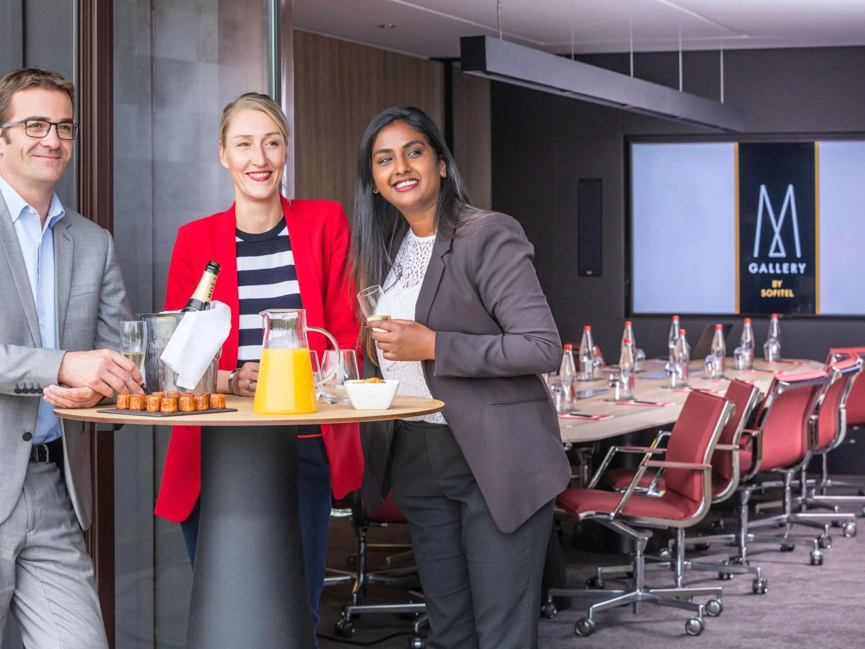 Meeting/conference room in Cabot Bordeaux MGallery Collection