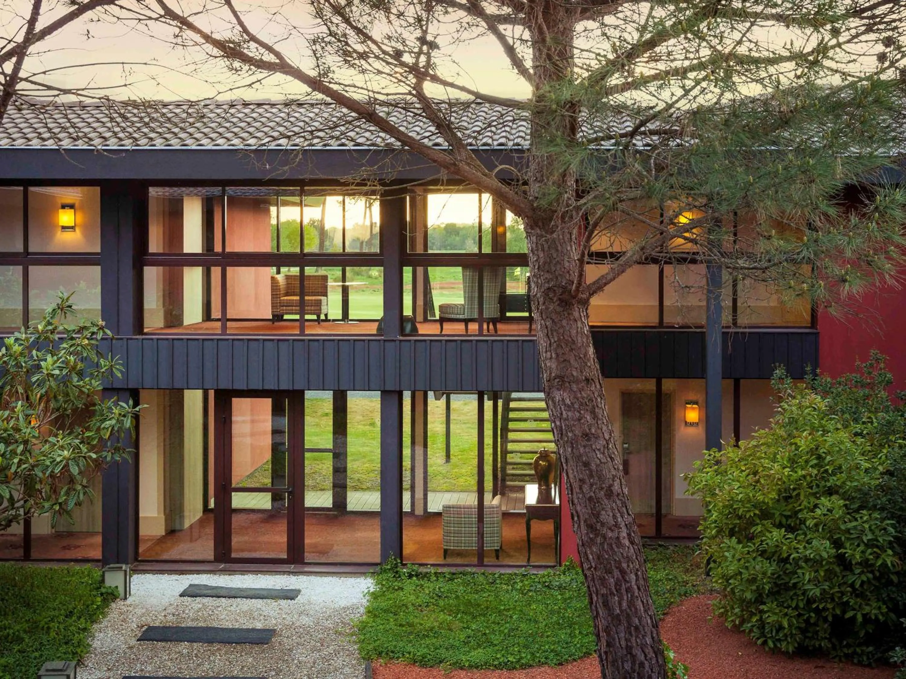 Photo of the whole room in Cabot Bordeaux MGallery Collection