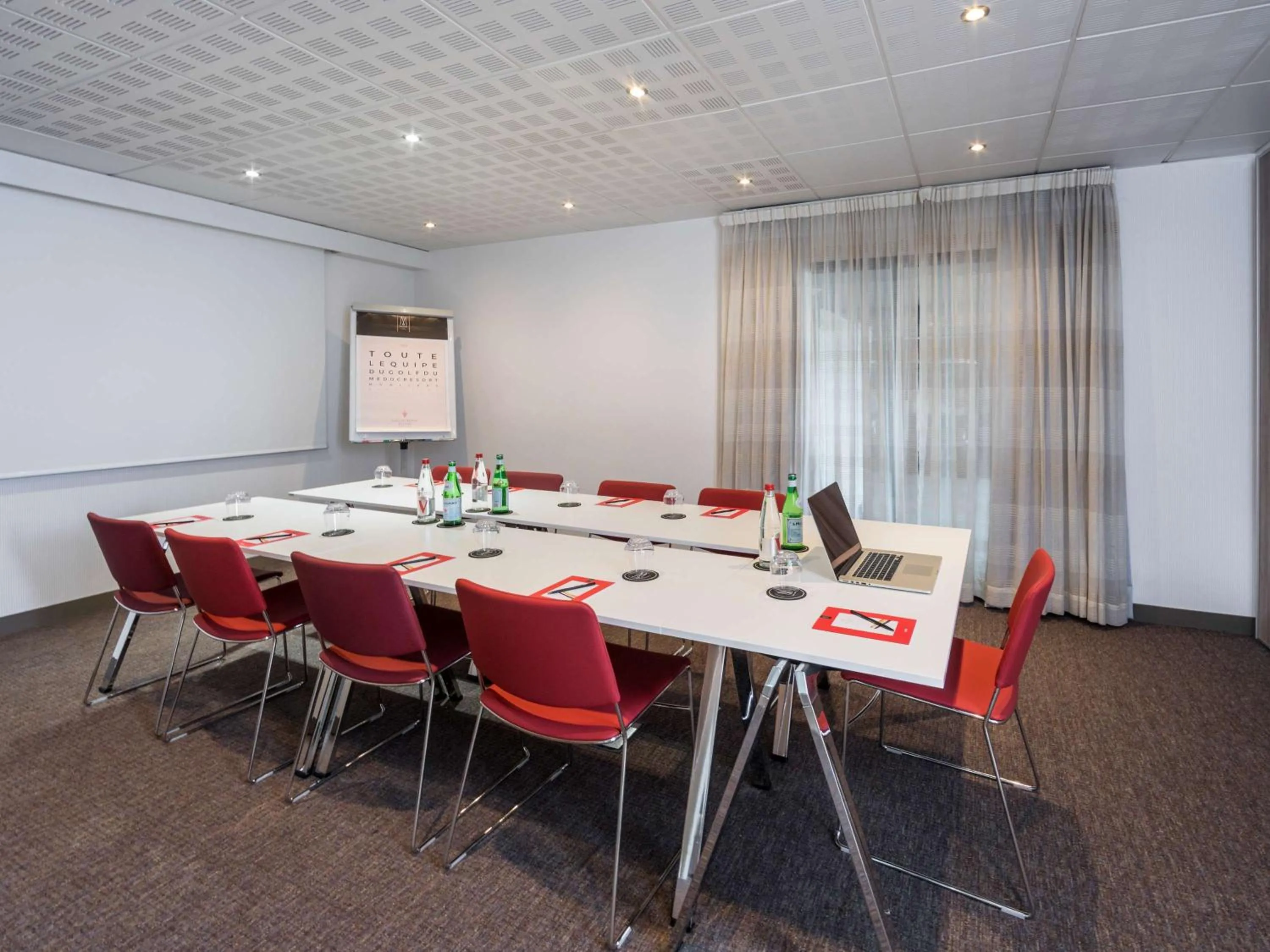 Meeting/conference room in Cabot Bordeaux MGallery Collection