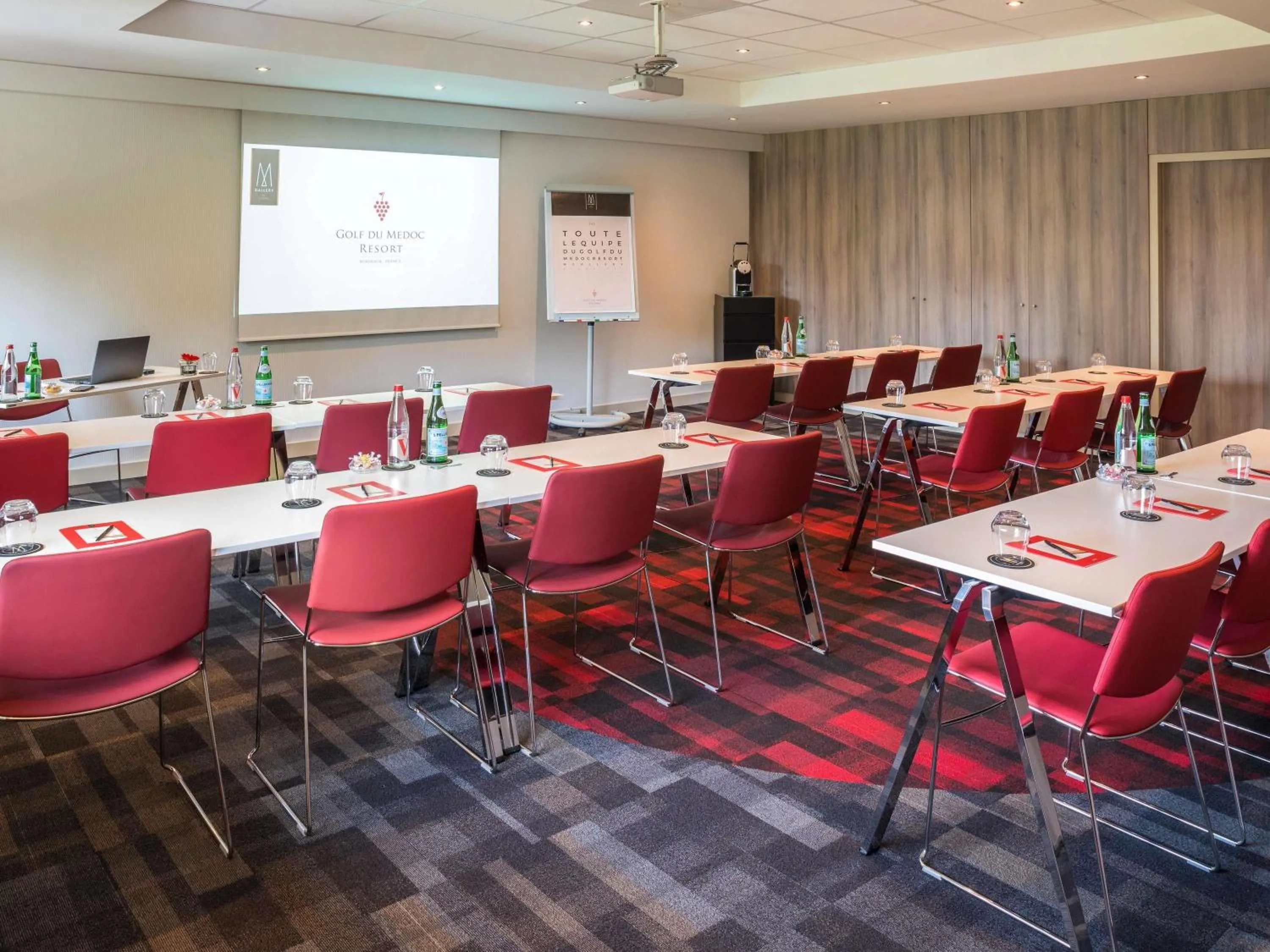 Meeting/conference room in Cabot Hotel Bordeaux - MGallery Collection