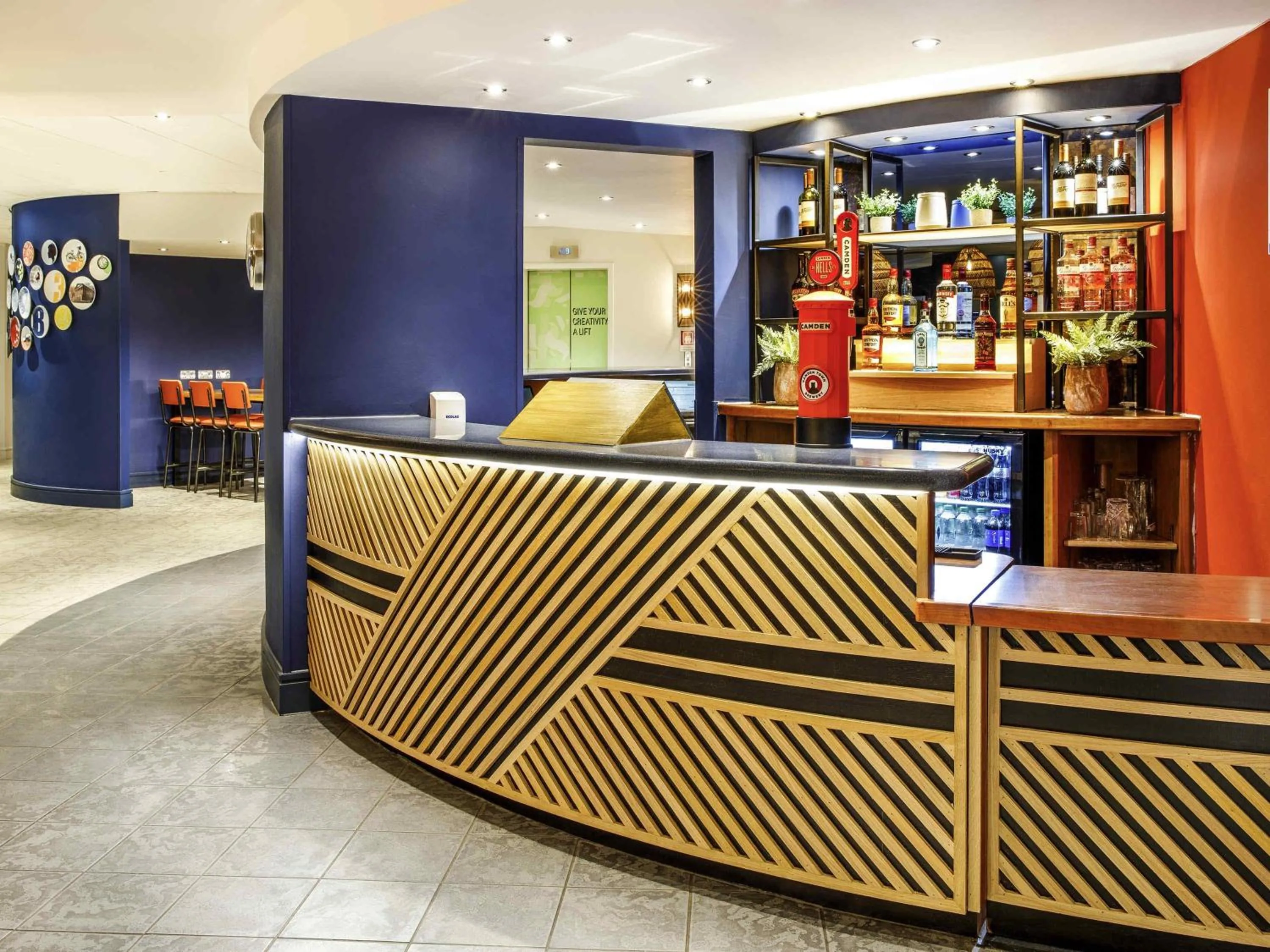 Lounge or bar in ibis Styles Birmingham Centre
