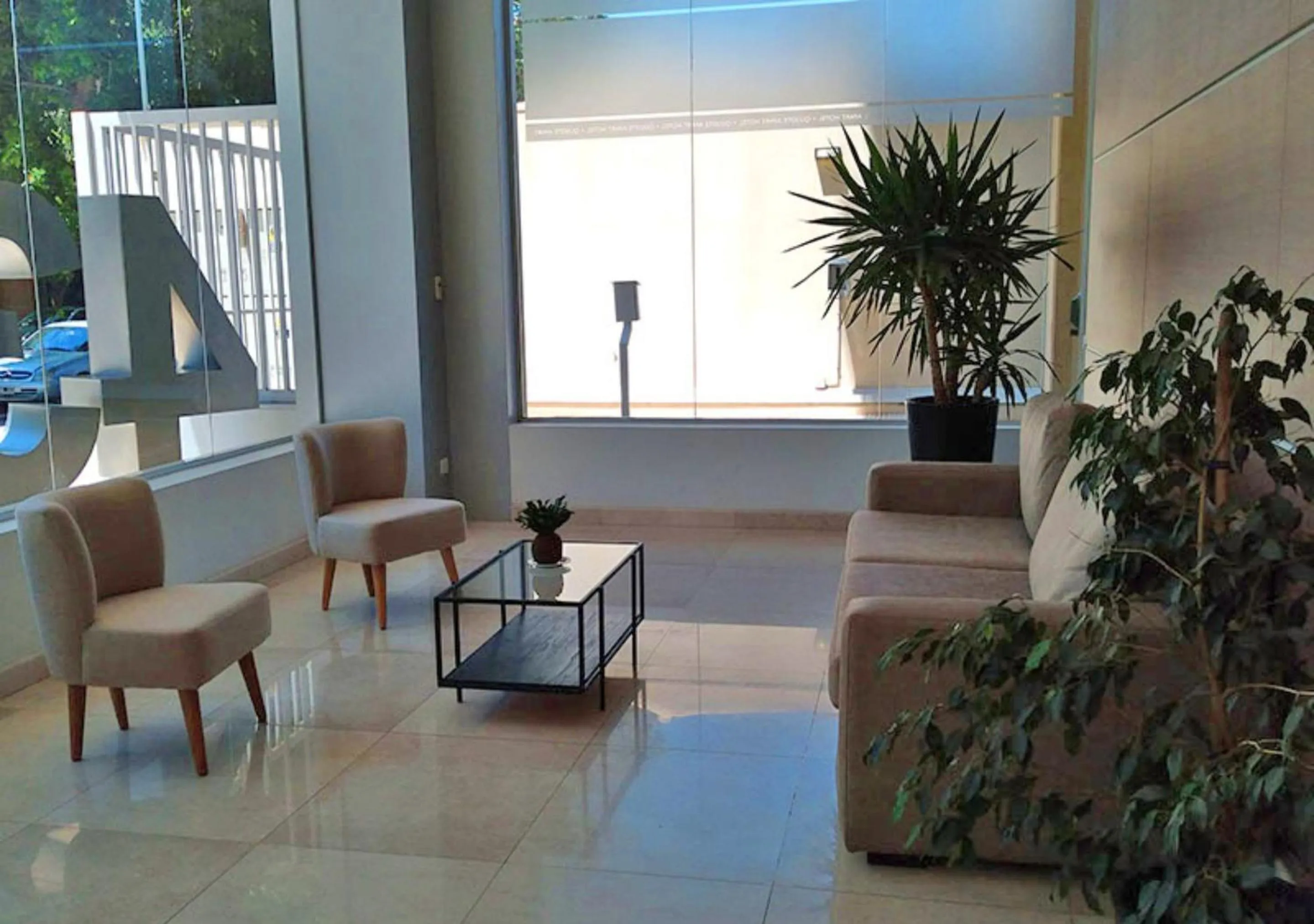 Apart Hotel Quijote by DOT Suites