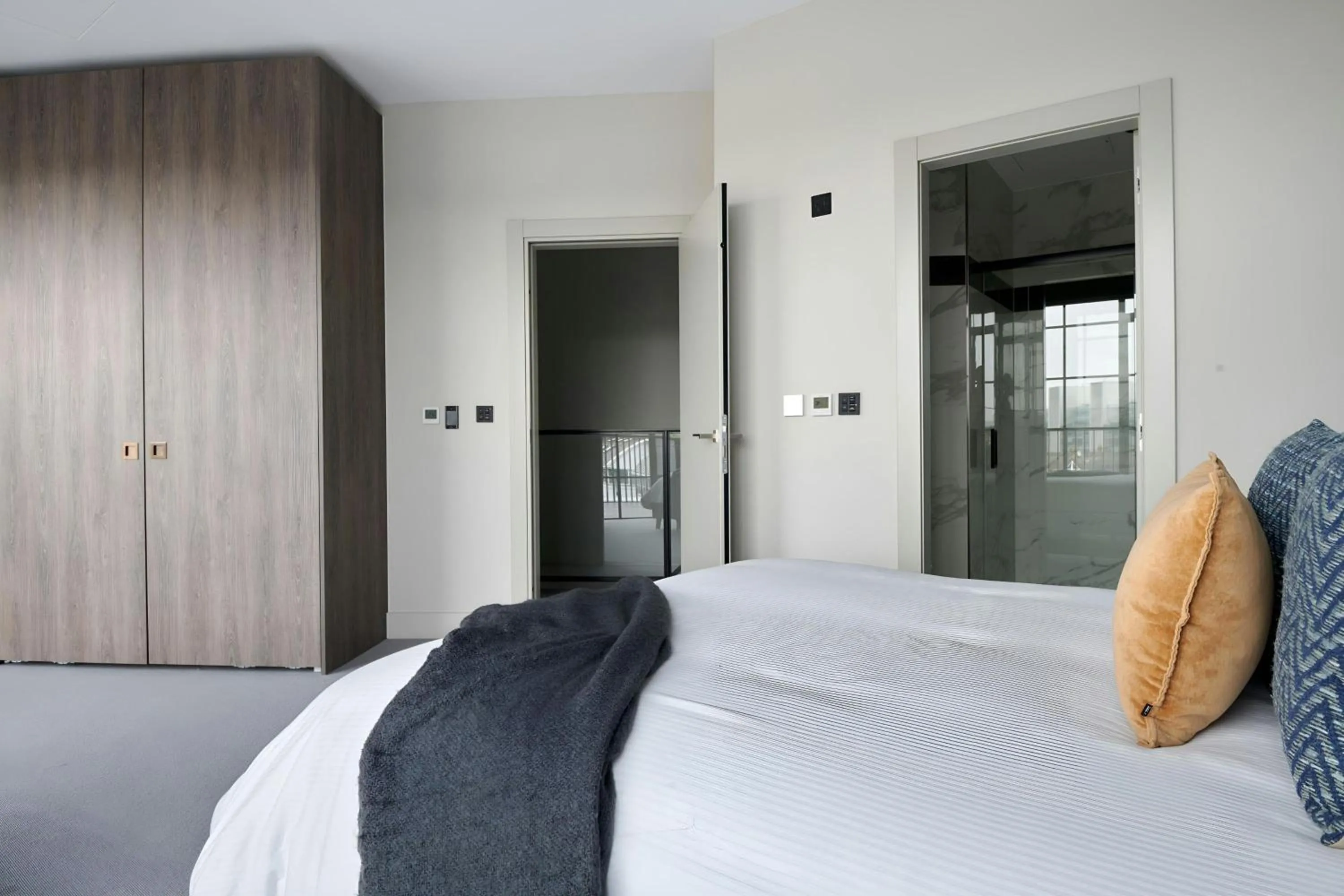 Bedroom, Bed in Sonder by Marriott Bonvoy Back Hill Apartments Clerkenwell