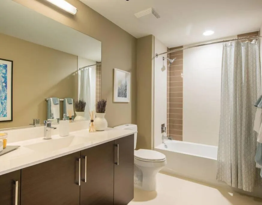 Shower in National at Pentagon