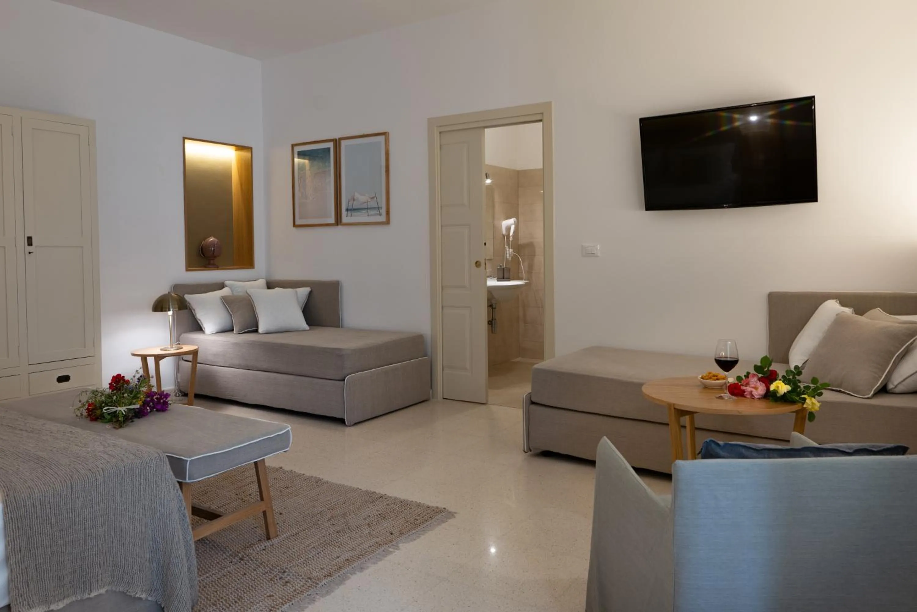 Canoeing in Willaria Country House