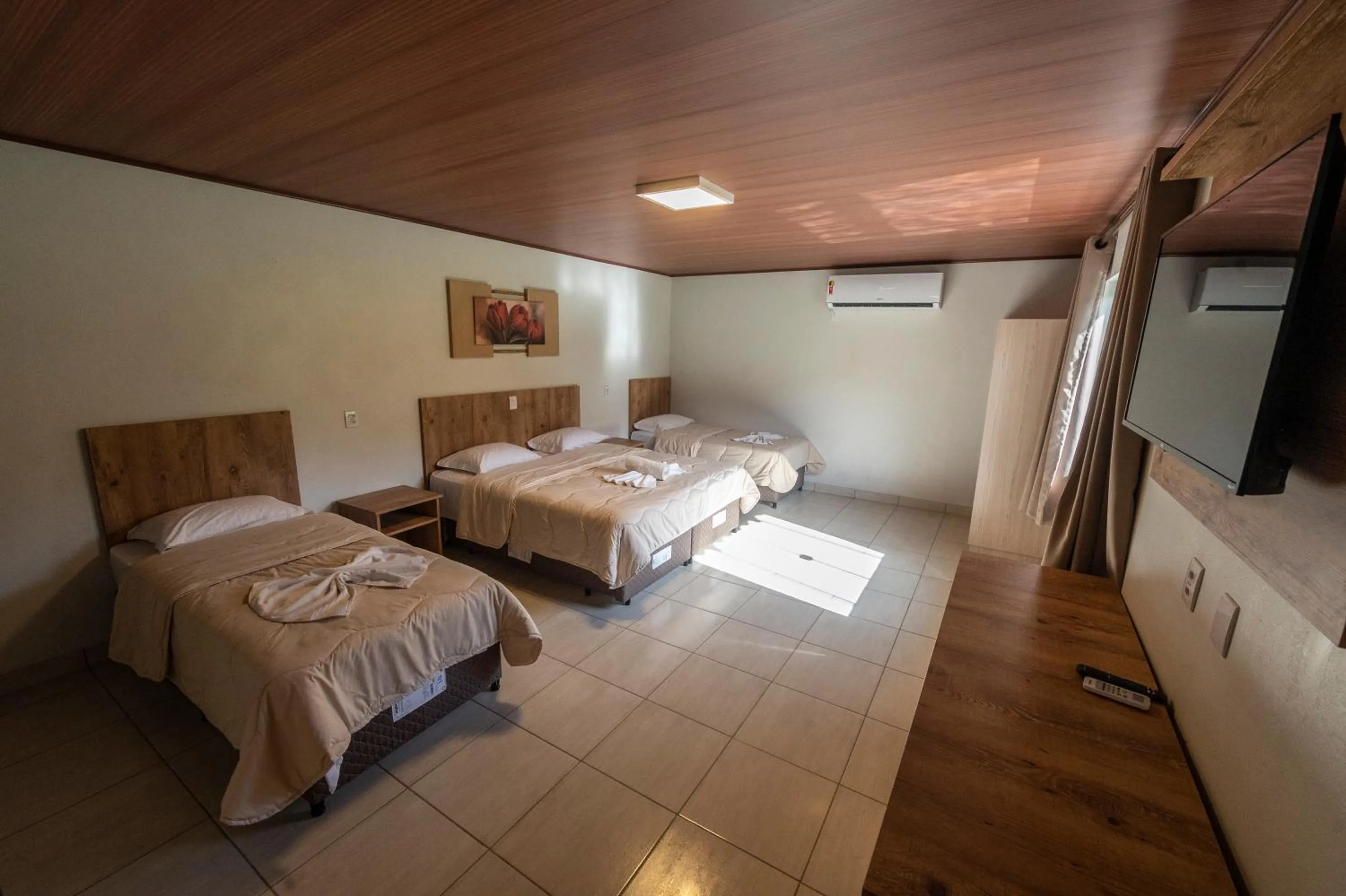 Photo of the whole room, Bed in Hotel Fazenda Casarão do Vale