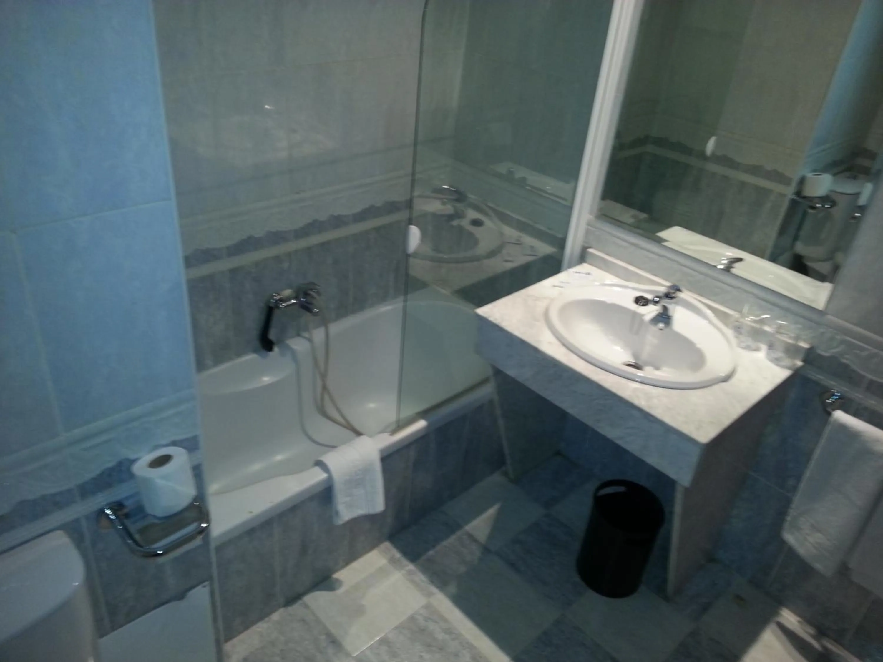 Bathroom in Hotel Nuevo Ara