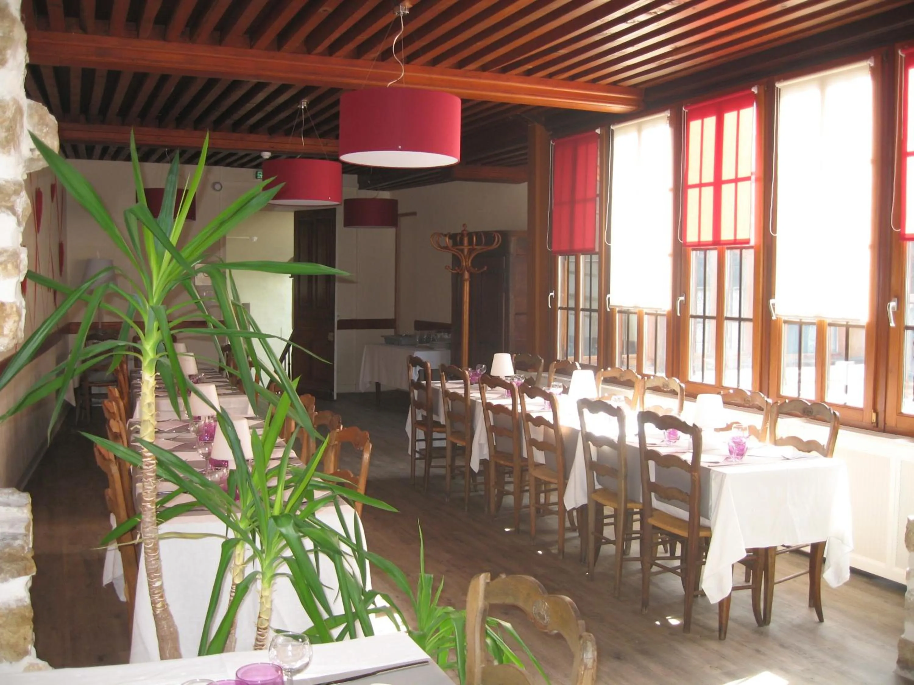 Restaurant/places to eat in Au Faisan Doré